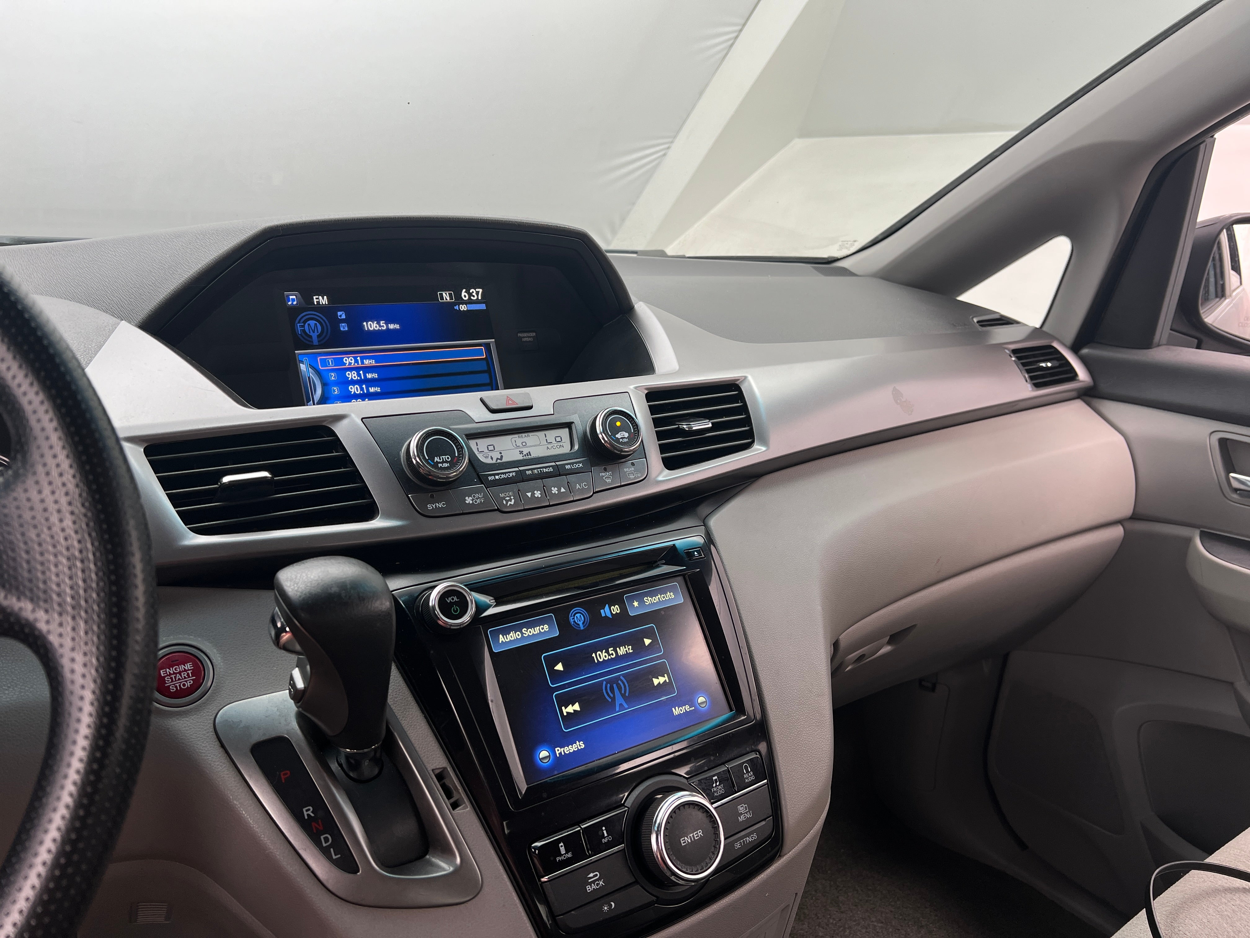 2016 Honda Odyssey SE 4