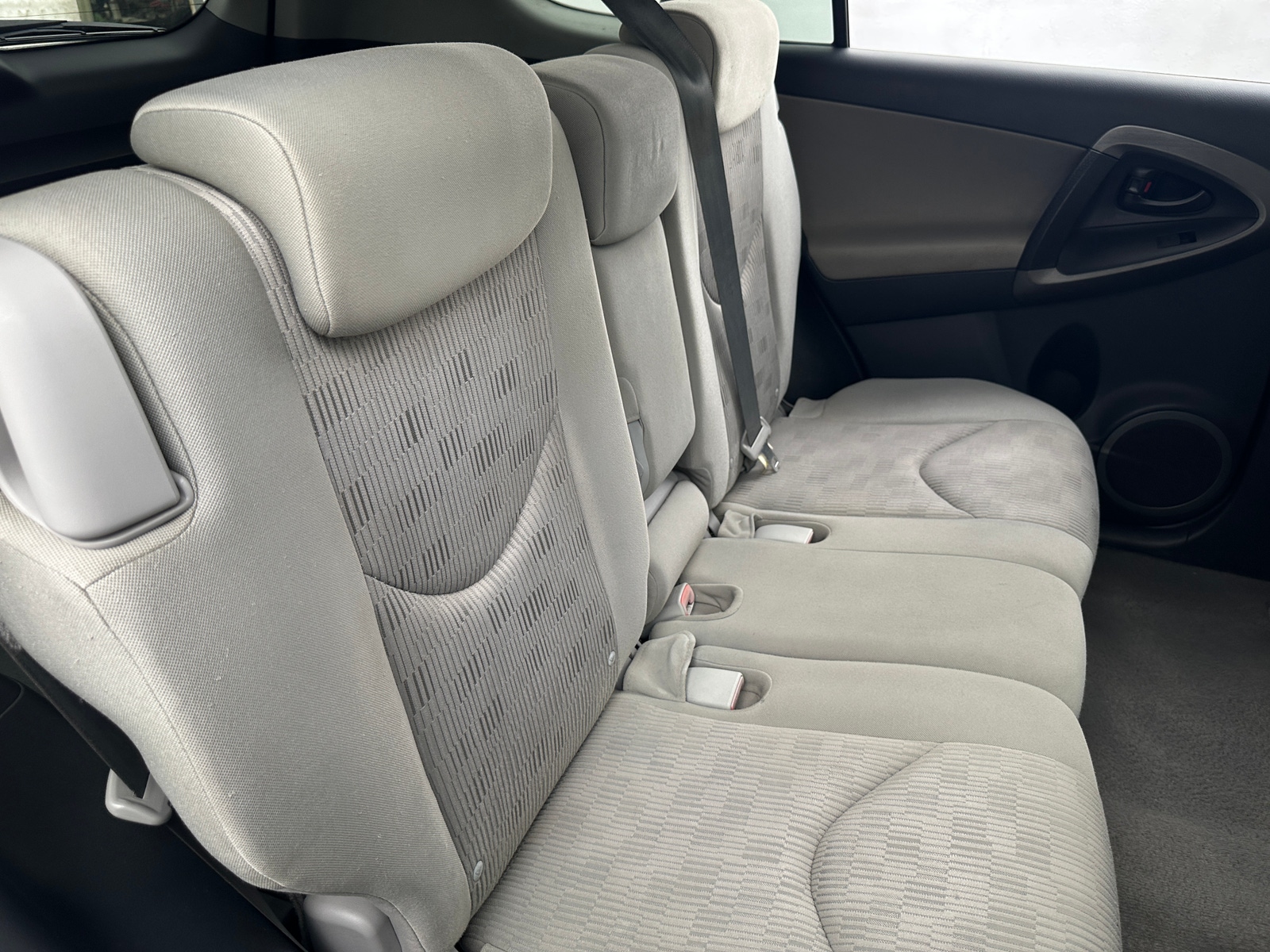 Thumbnail: 2011 Toyota RAV4 - 6