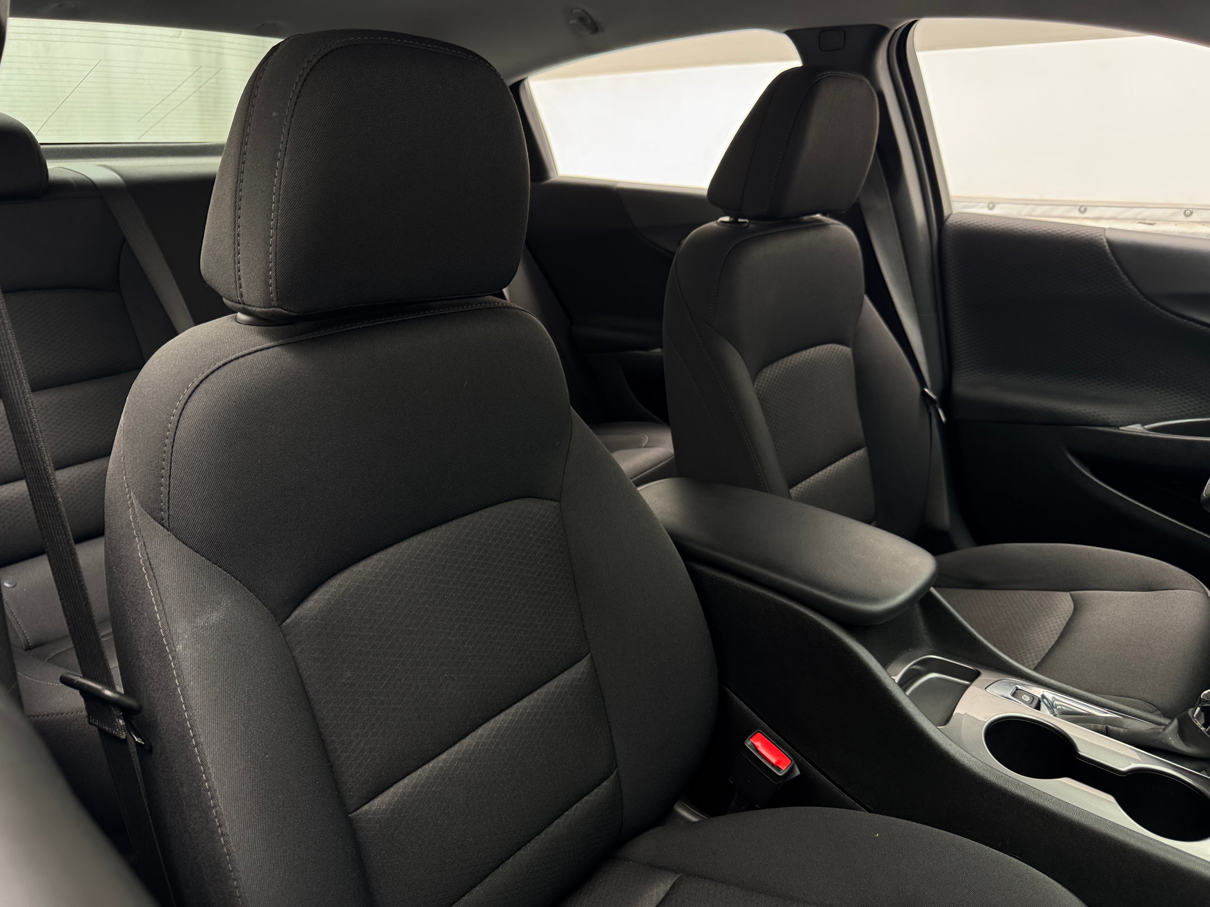 2025 Chevrolet Malibu LS 2