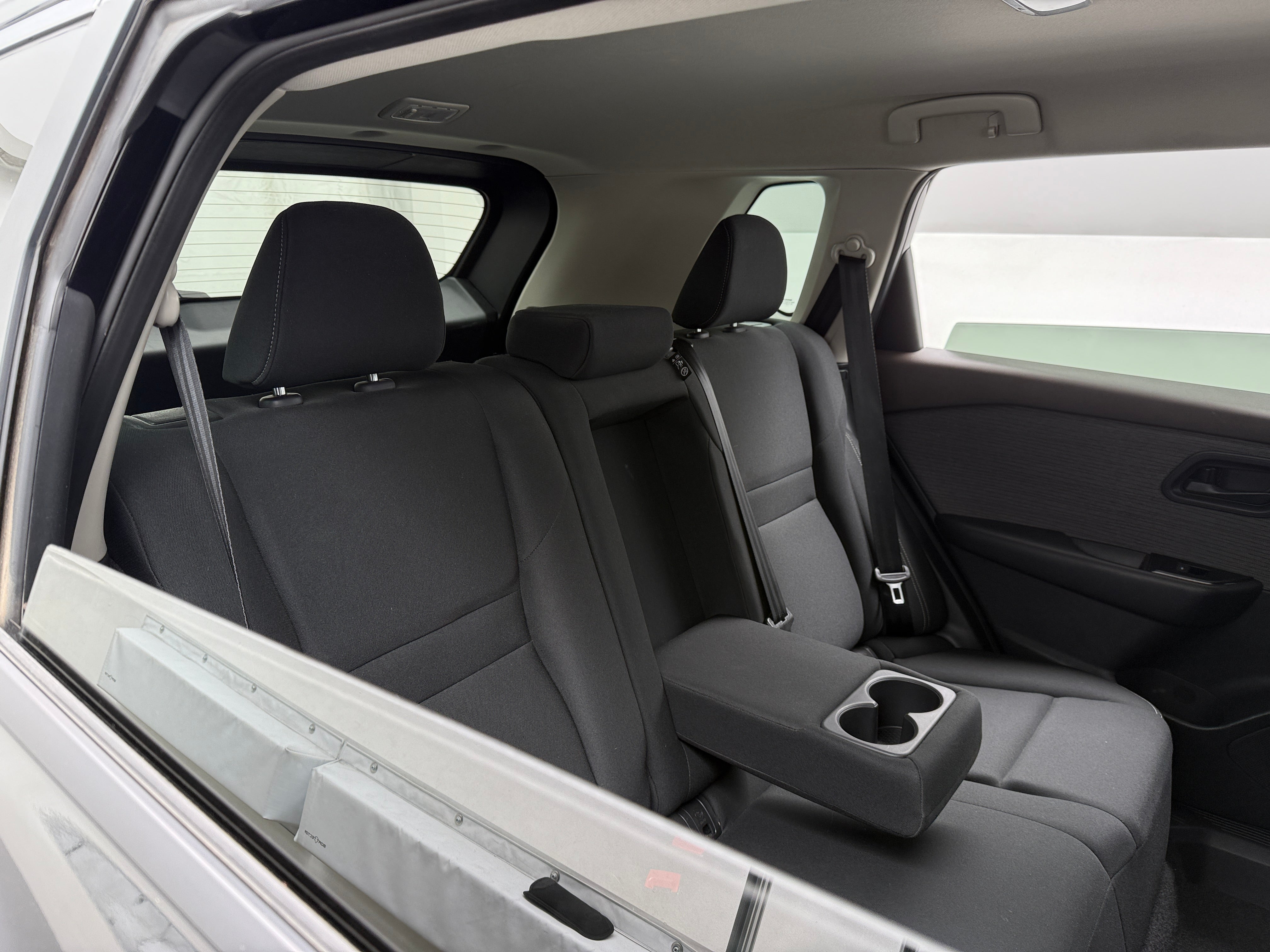 2023 Nissan Rogue S 6