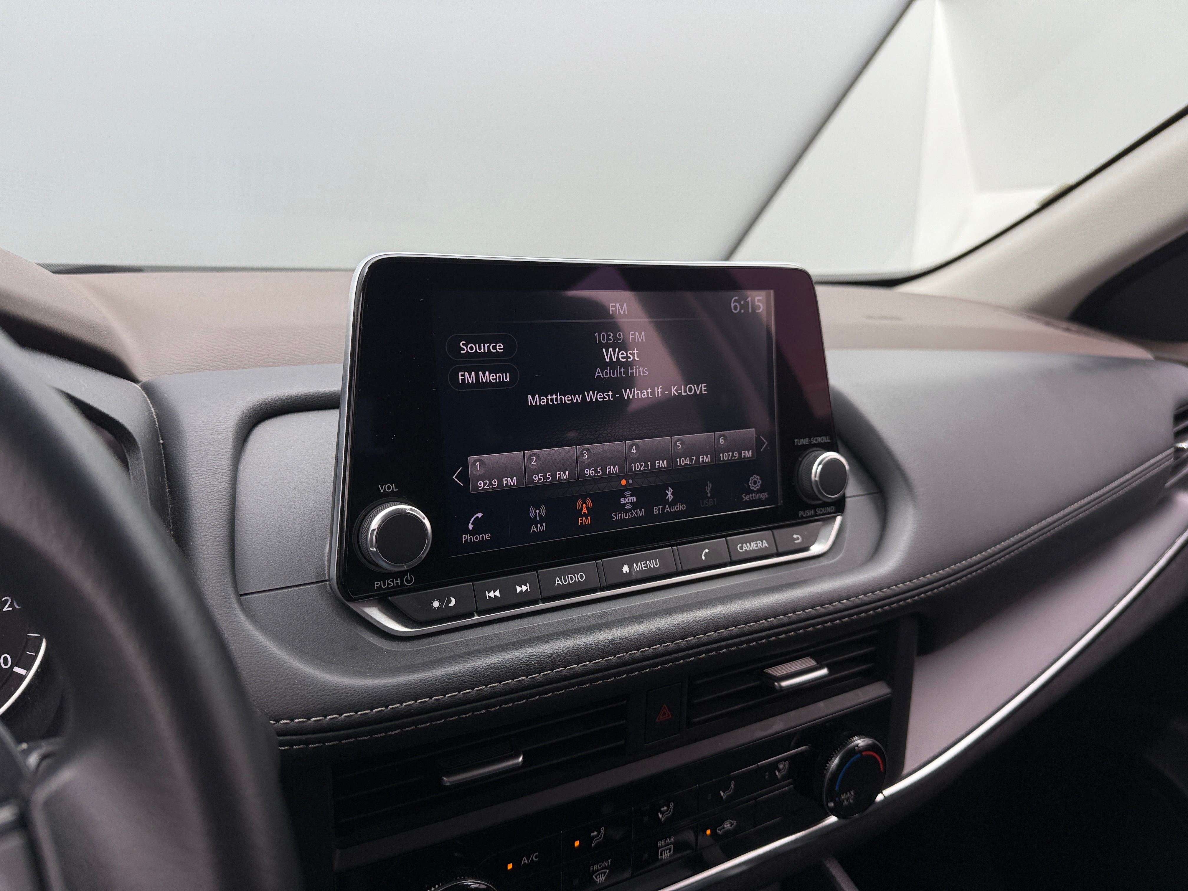 2023 Nissan Rogue S 4