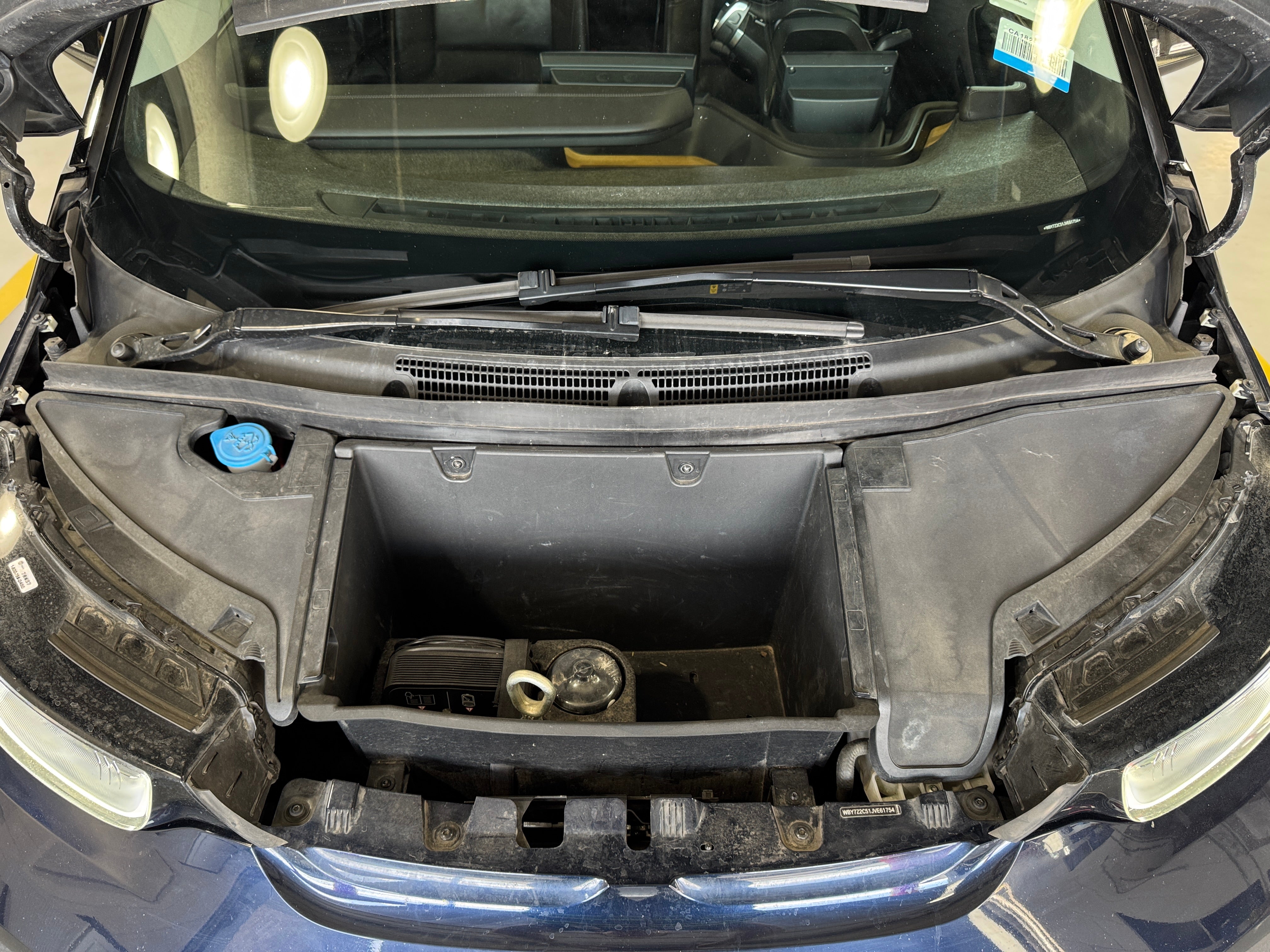 Image 8 of 2018 BMW i3 base