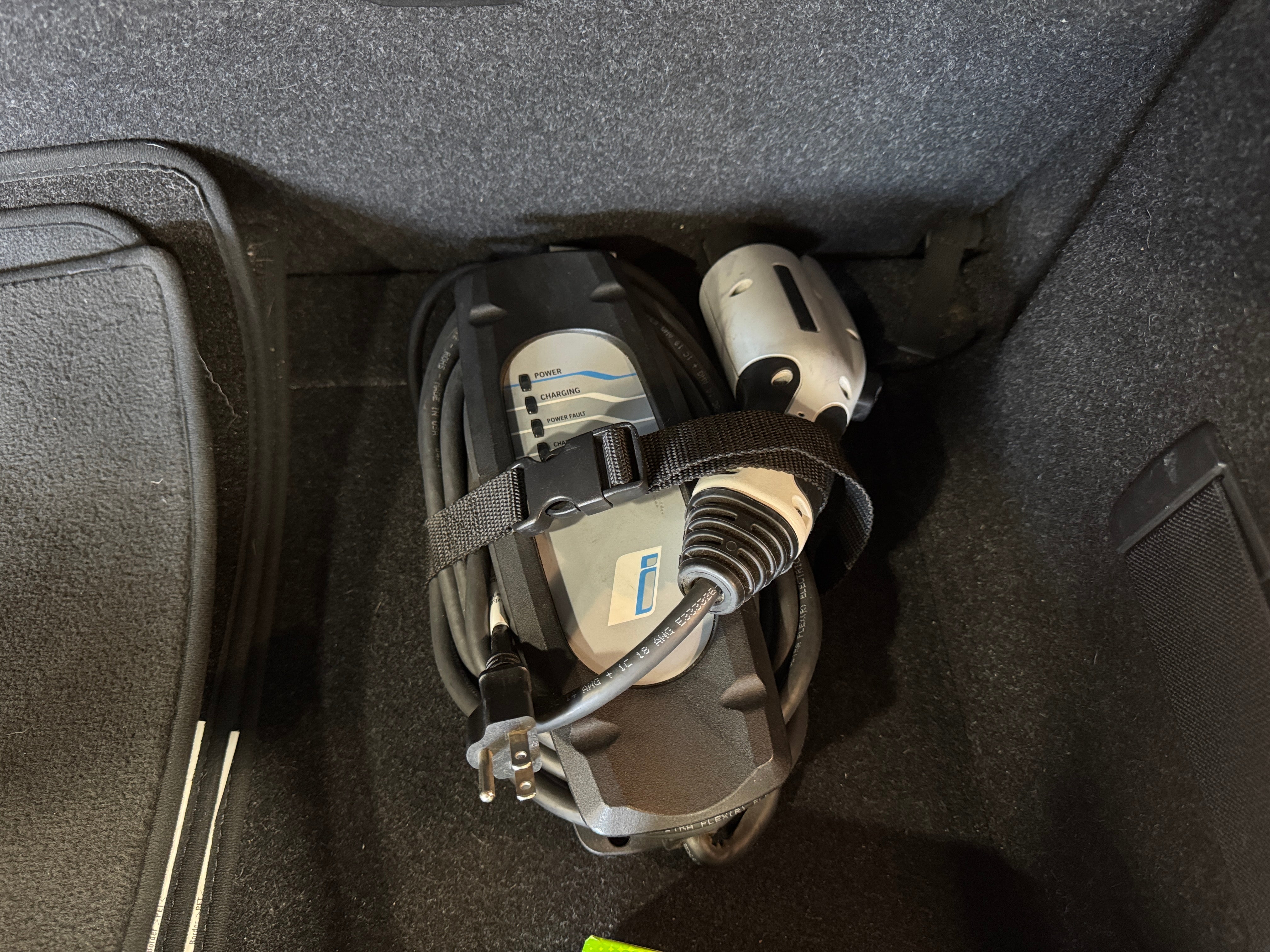 Image 2 of 2018 BMW i3 base
