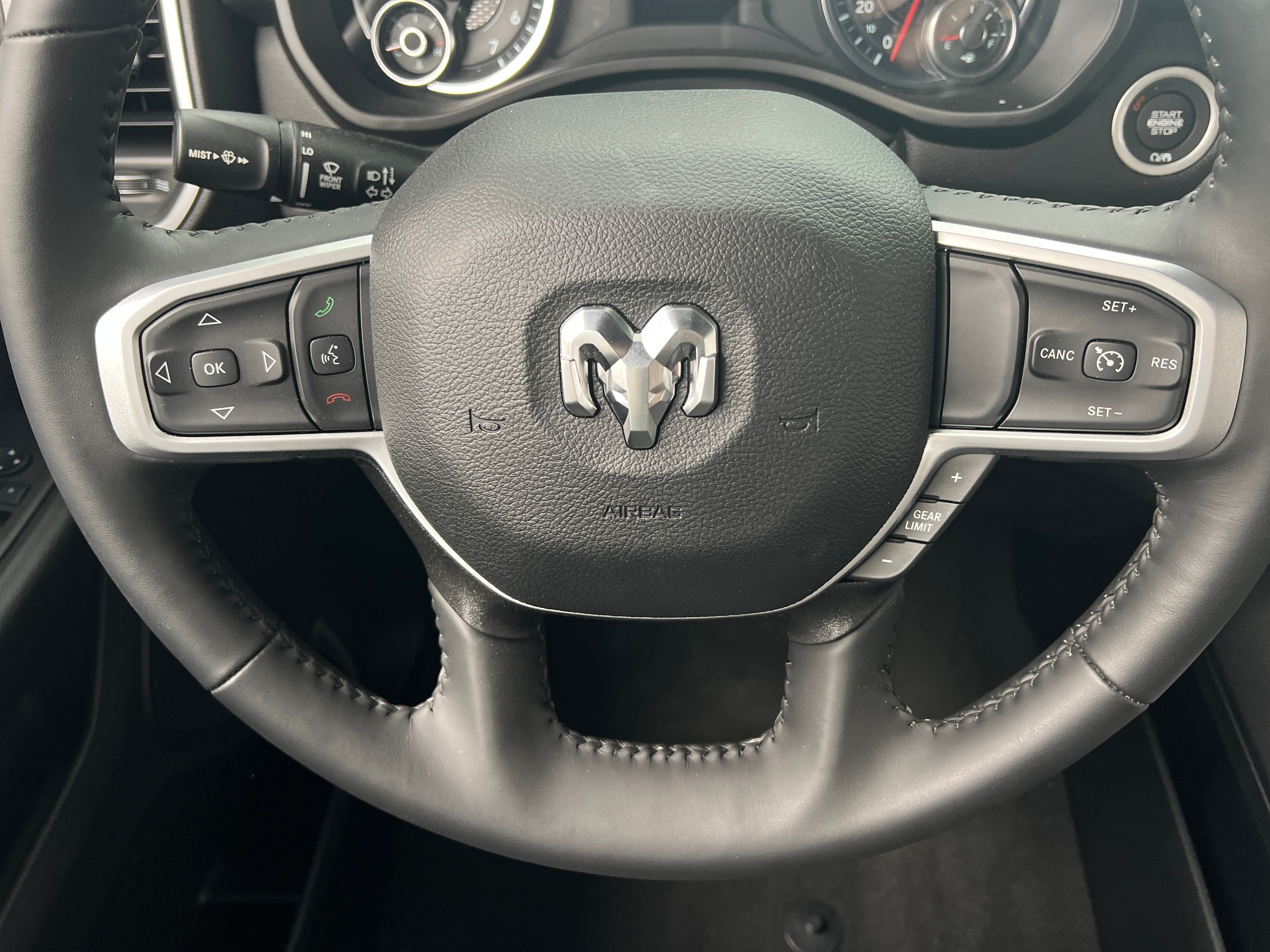 2023 RAM 1500 Big Horn 5