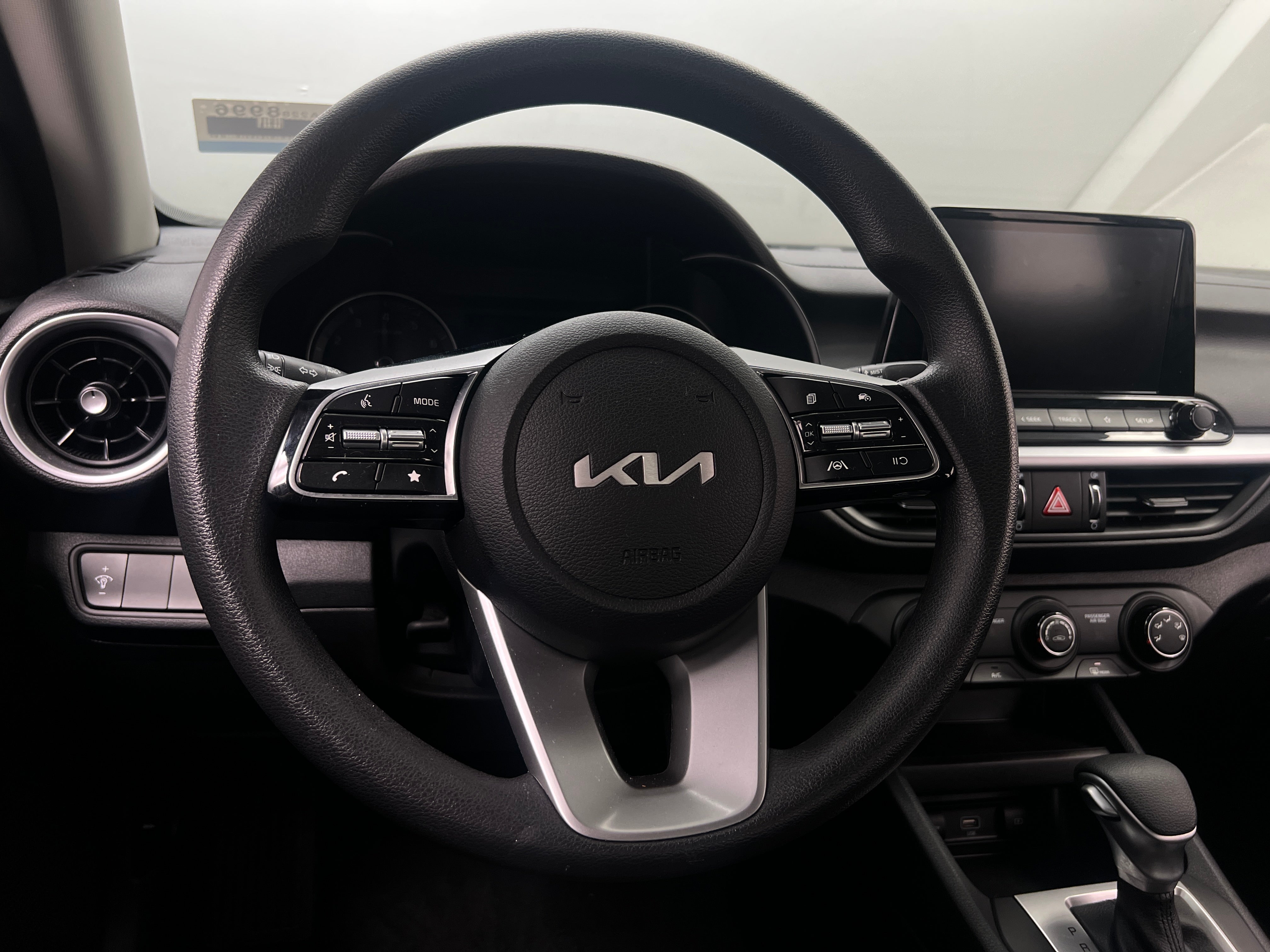 2024 Kia Forte LXS 5