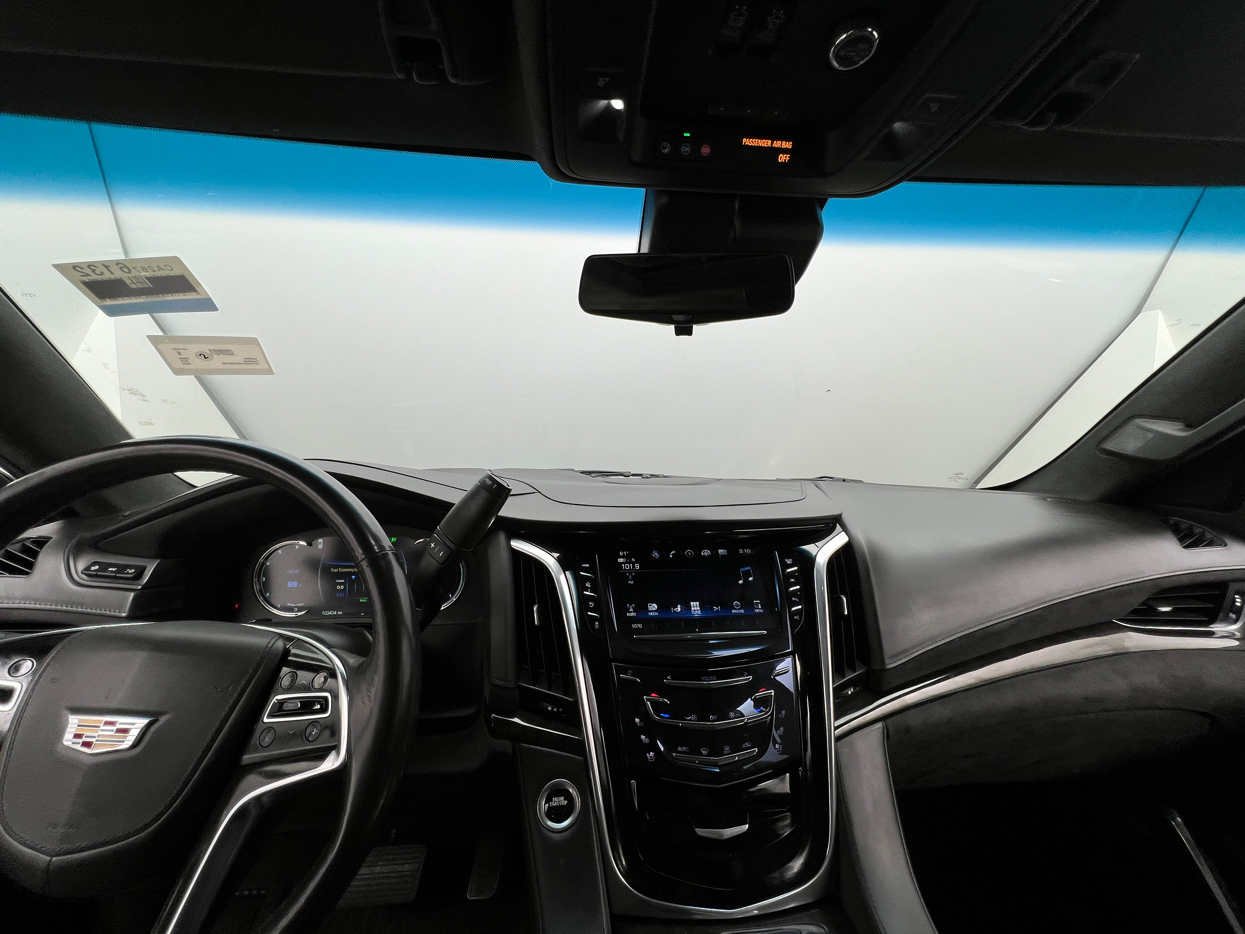 2019 Cadillac Escalade Platinum 2