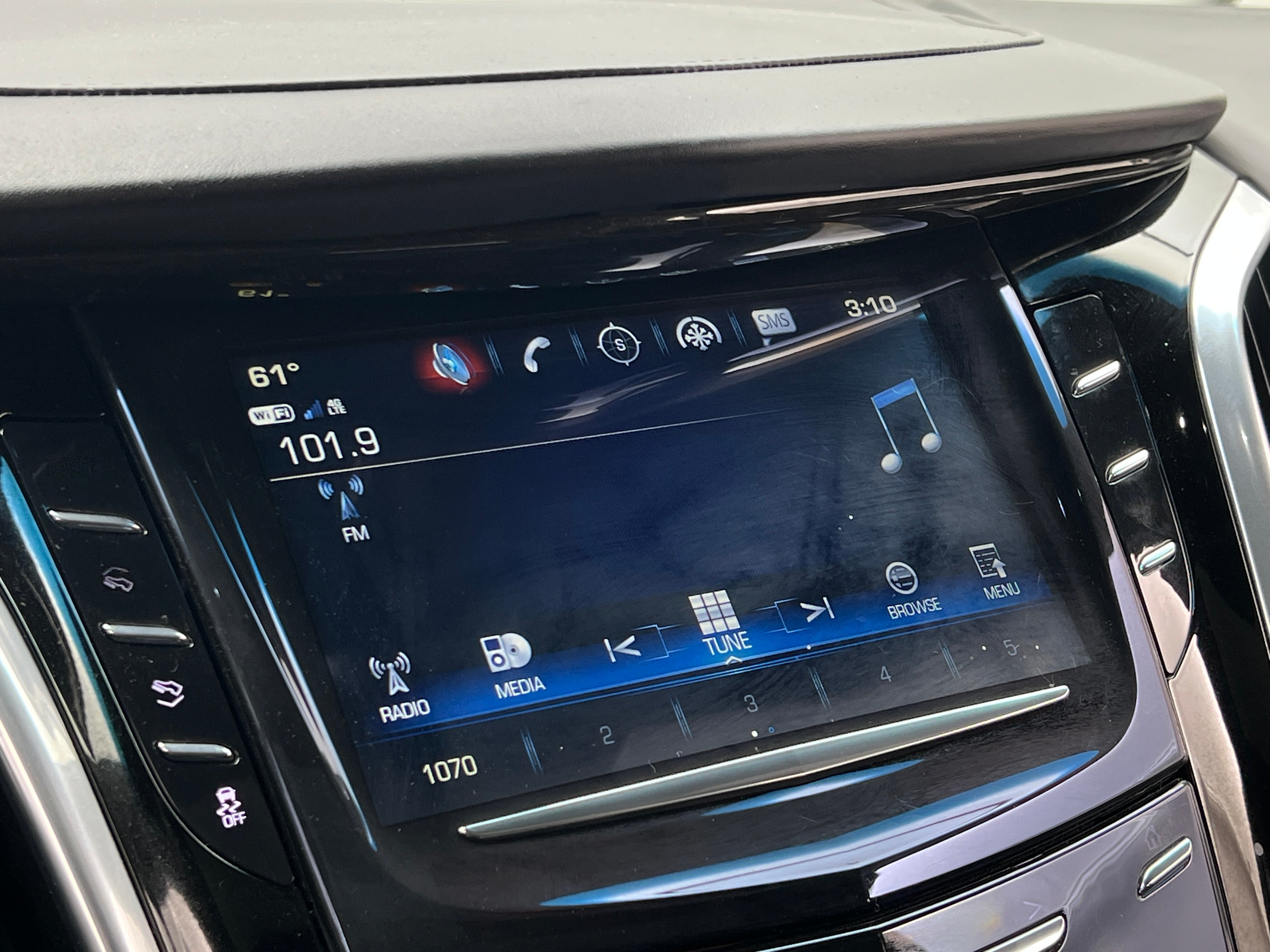 2019 Cadillac Escalade Platinum 3
