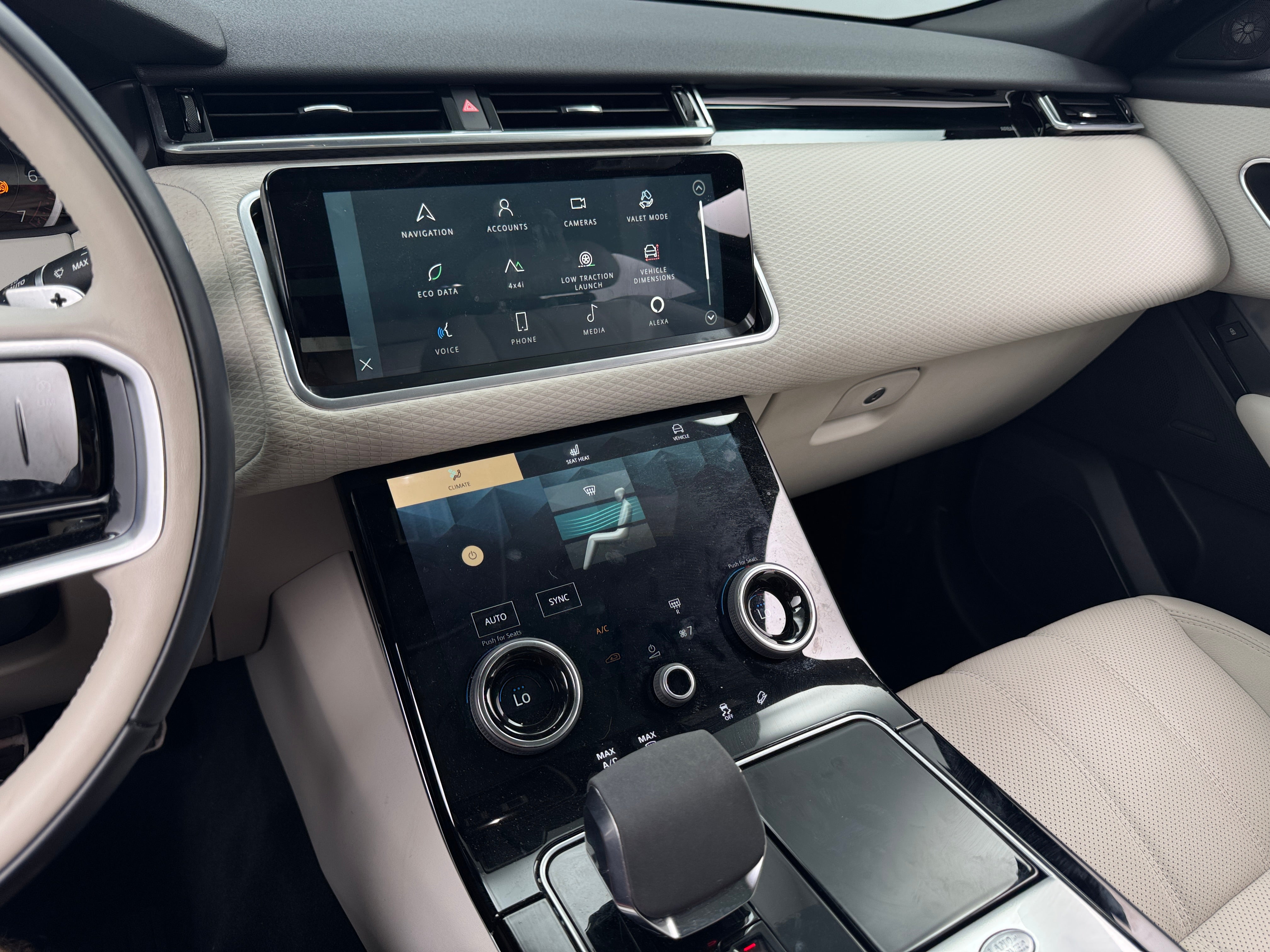 2022 Land Rover Range Rover Velar R-Dynamic S 3