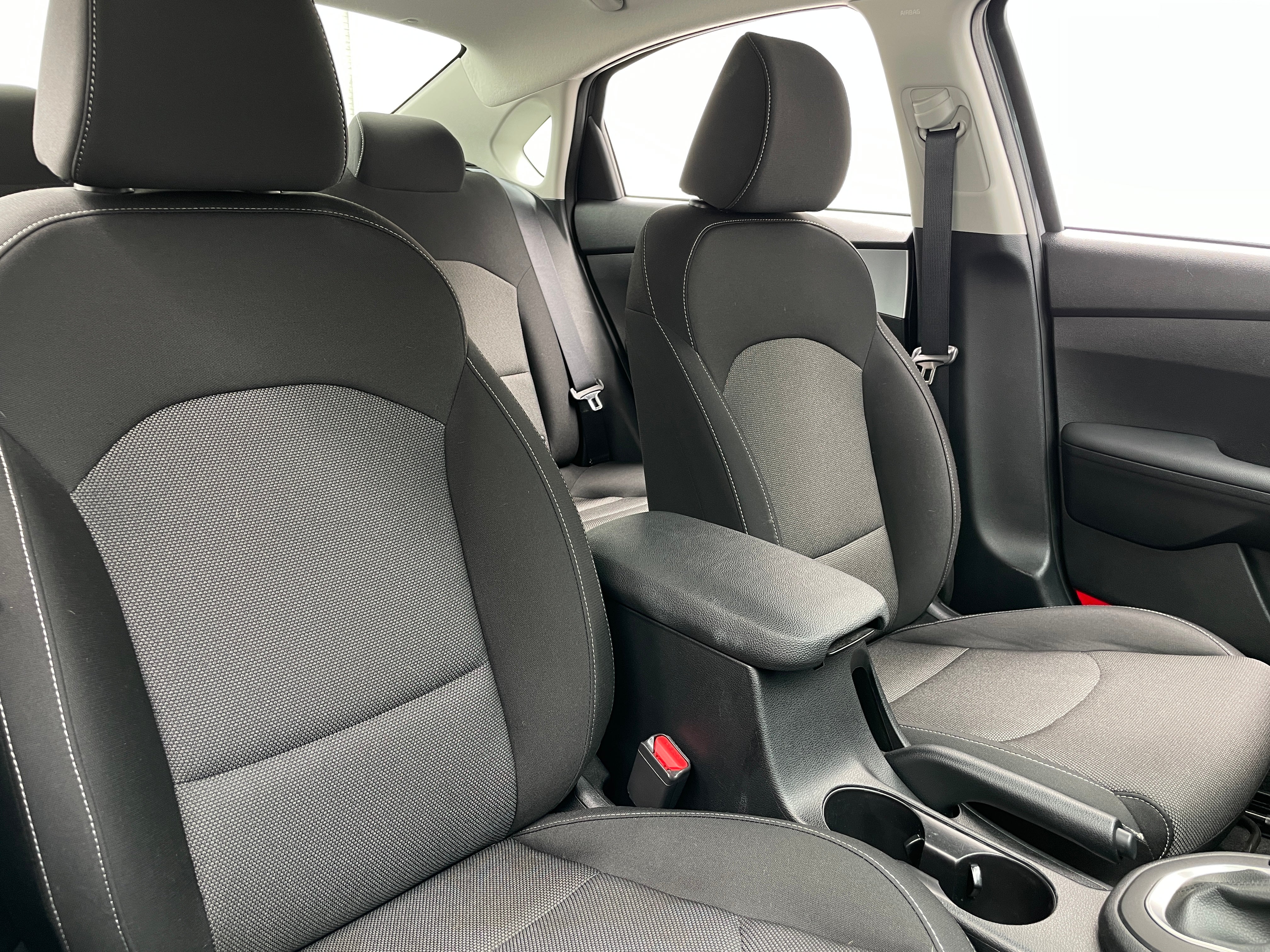 2024 Kia Forte LXS 2