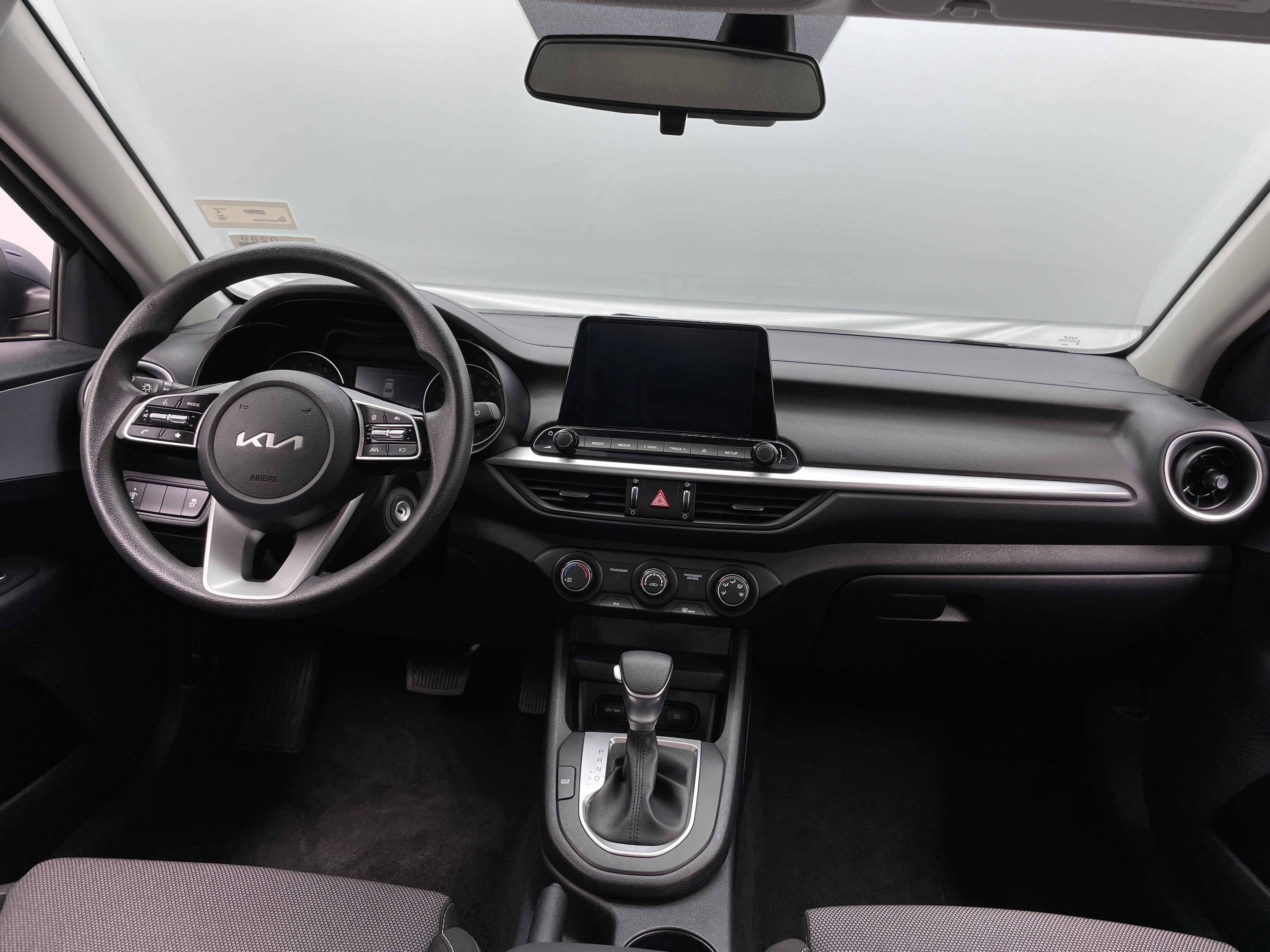 2024 Kia Forte LXS 3