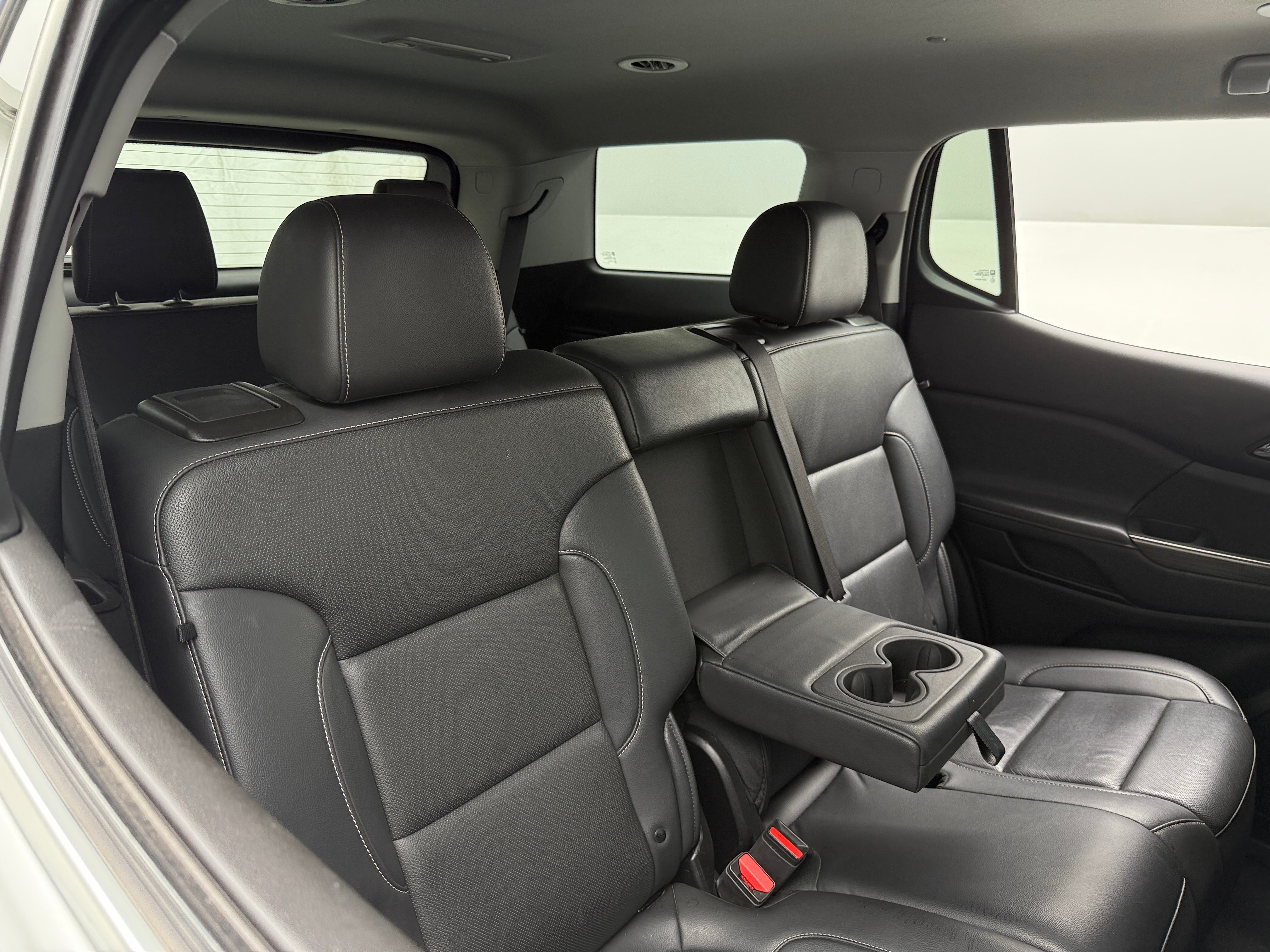 2023 GMC Acadia SLT 5