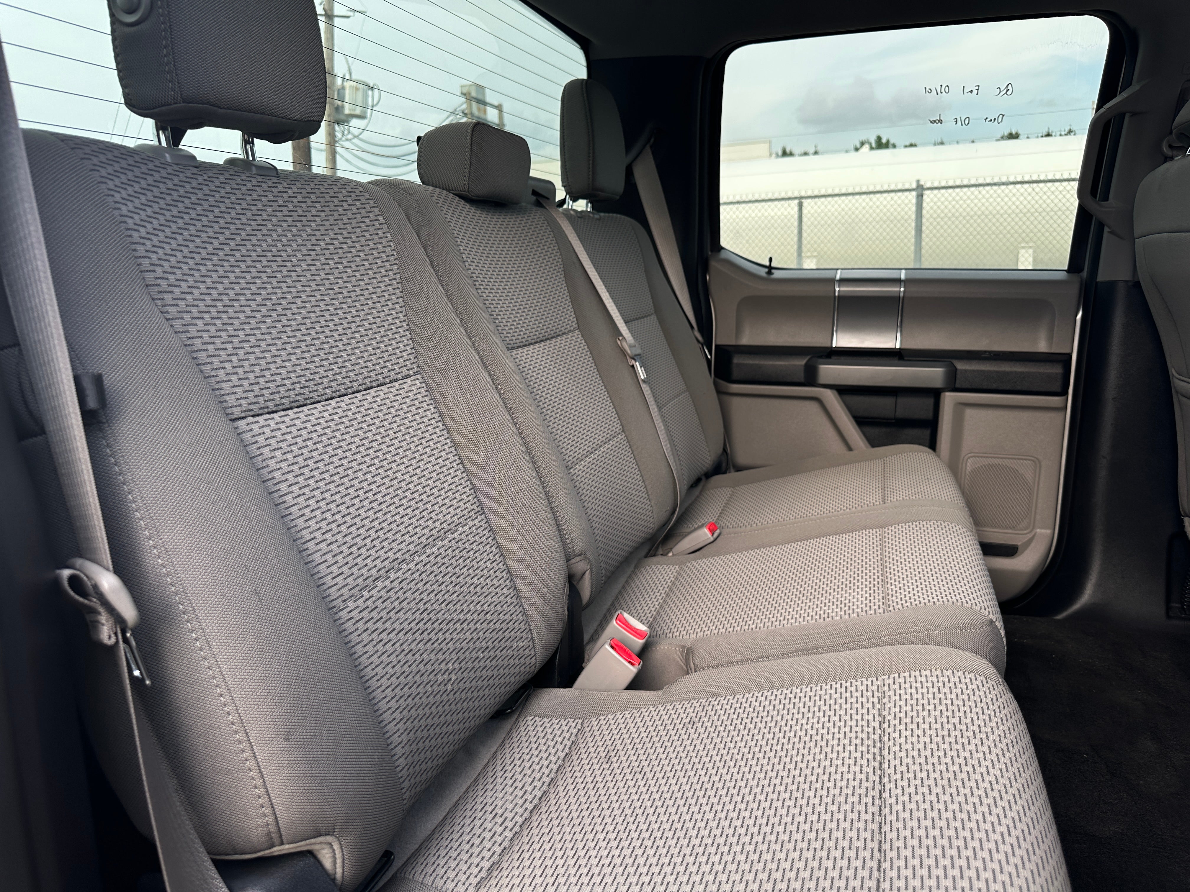 2017 Ford Econoline E-250 6