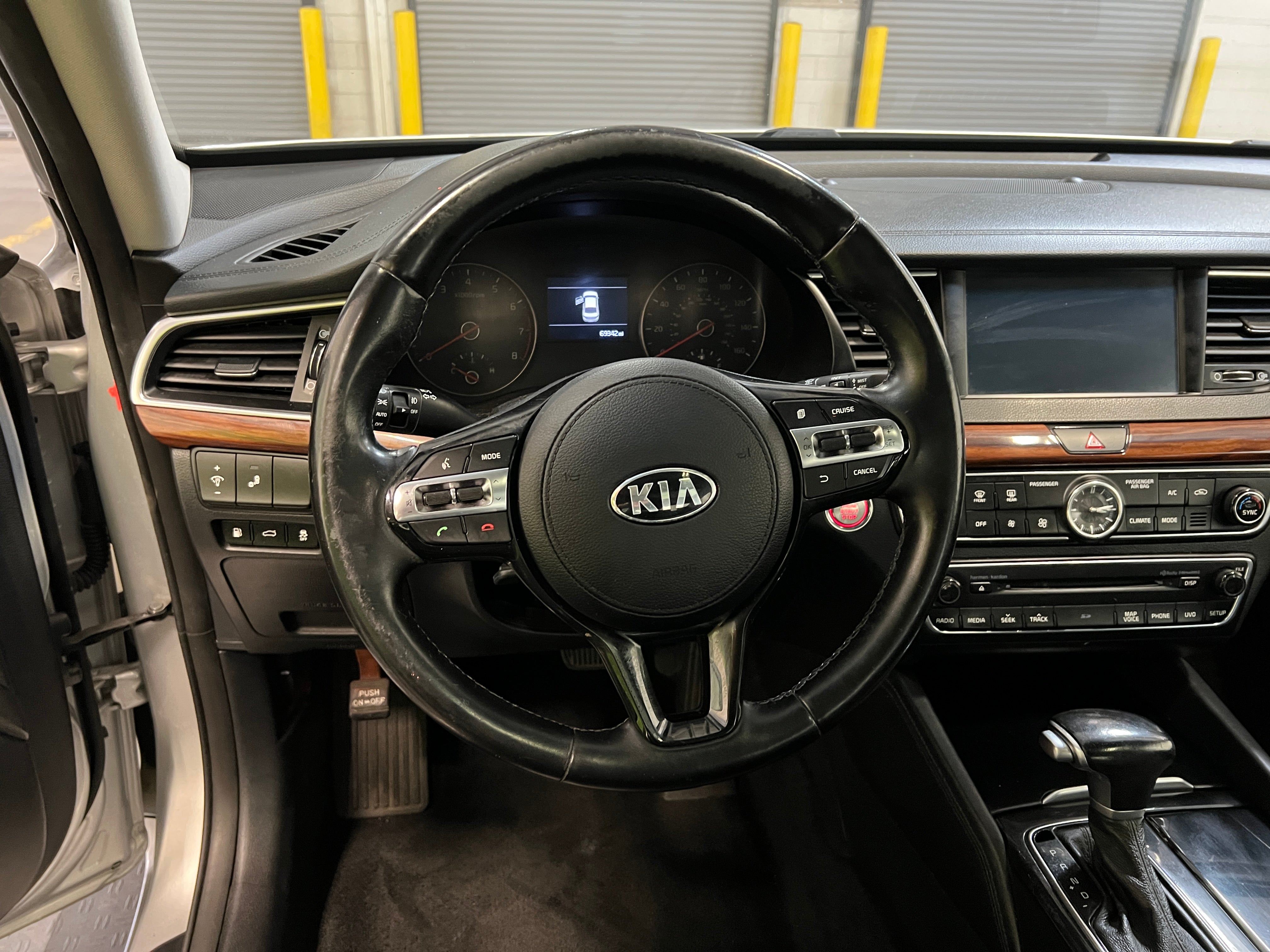 2017 Kia Cadenza Premium 4