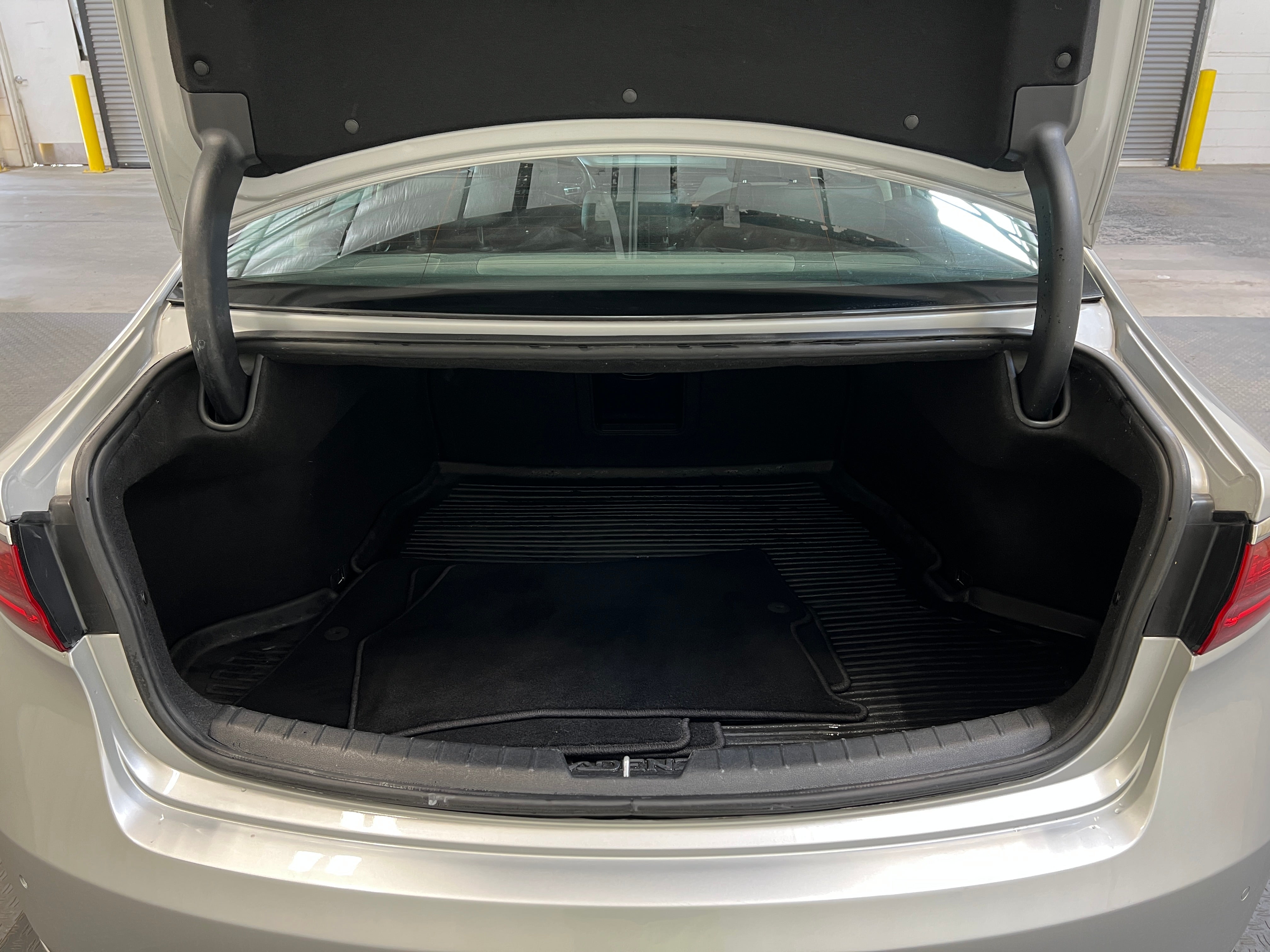 2017 Kia Cadenza Premium 6