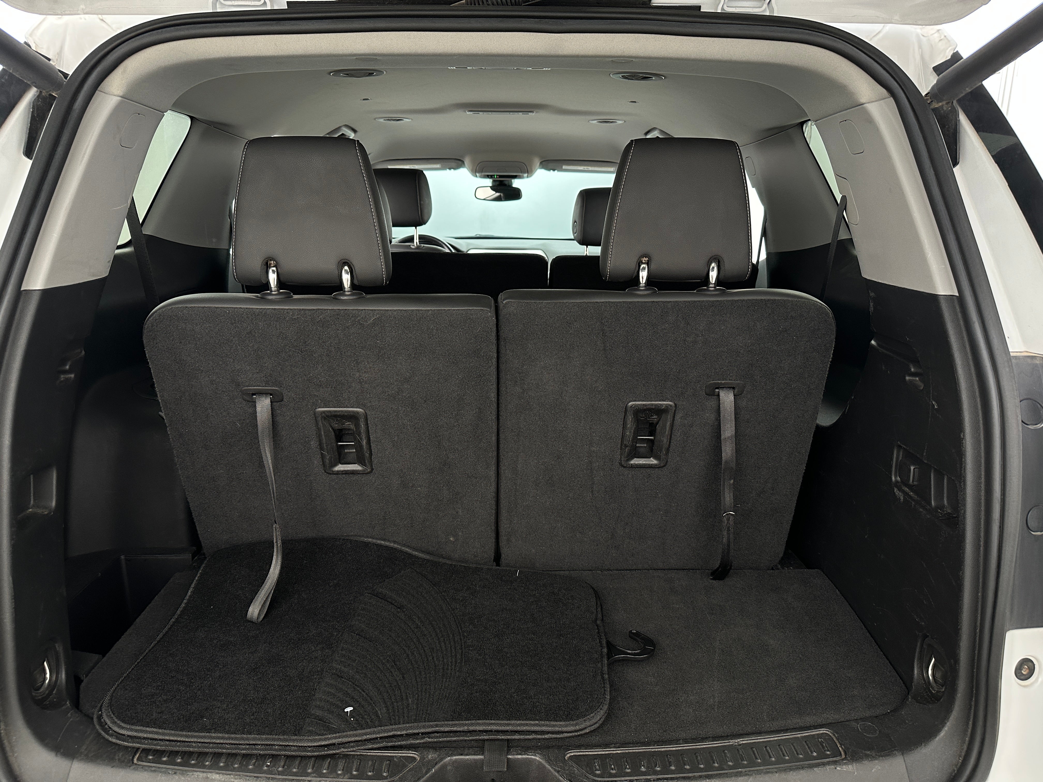 2023 GMC Acadia SLT 7