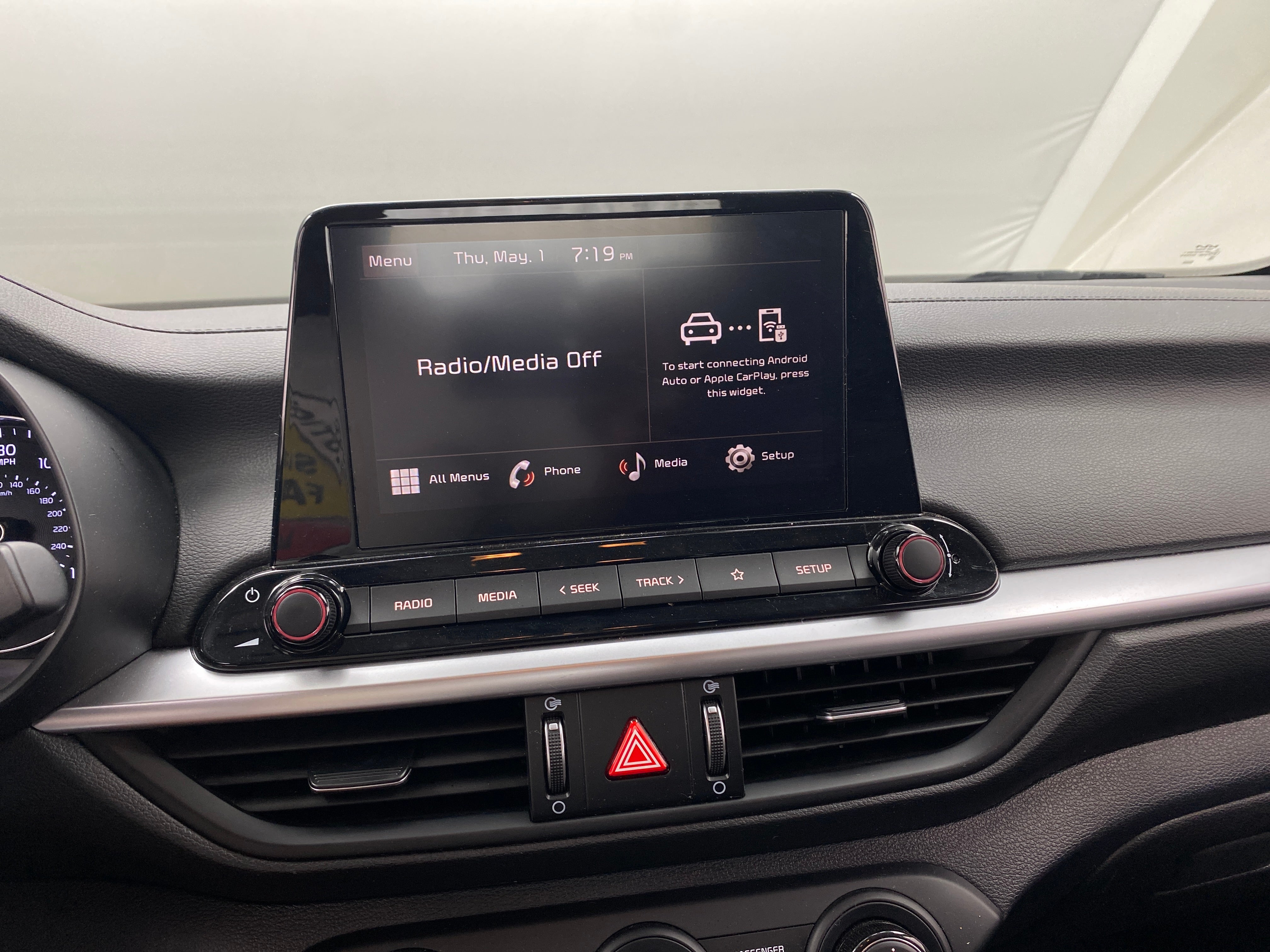 2023 Kia Forte LXS 4