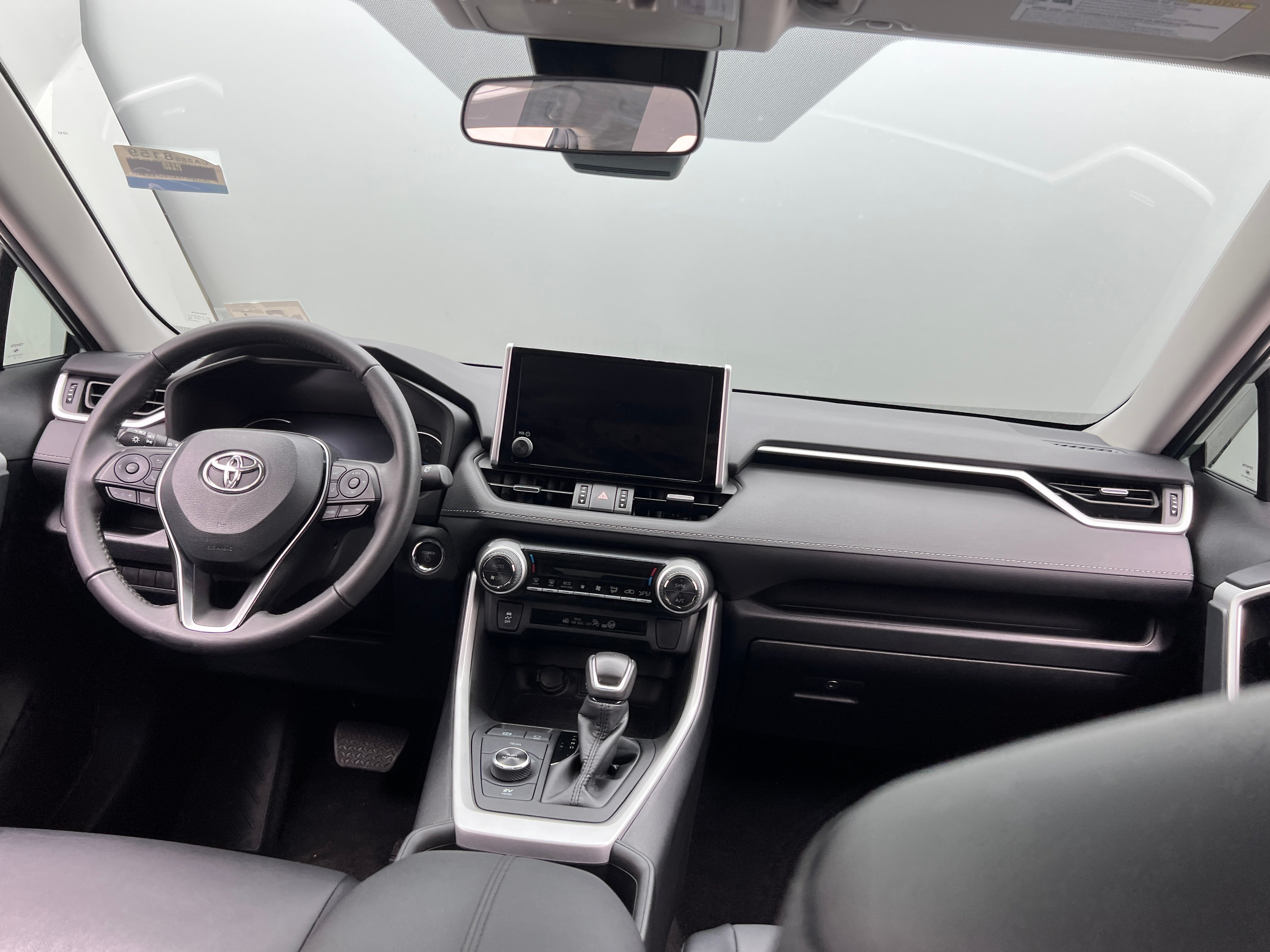 2023 Toyota RAV4 XLE Premium 2