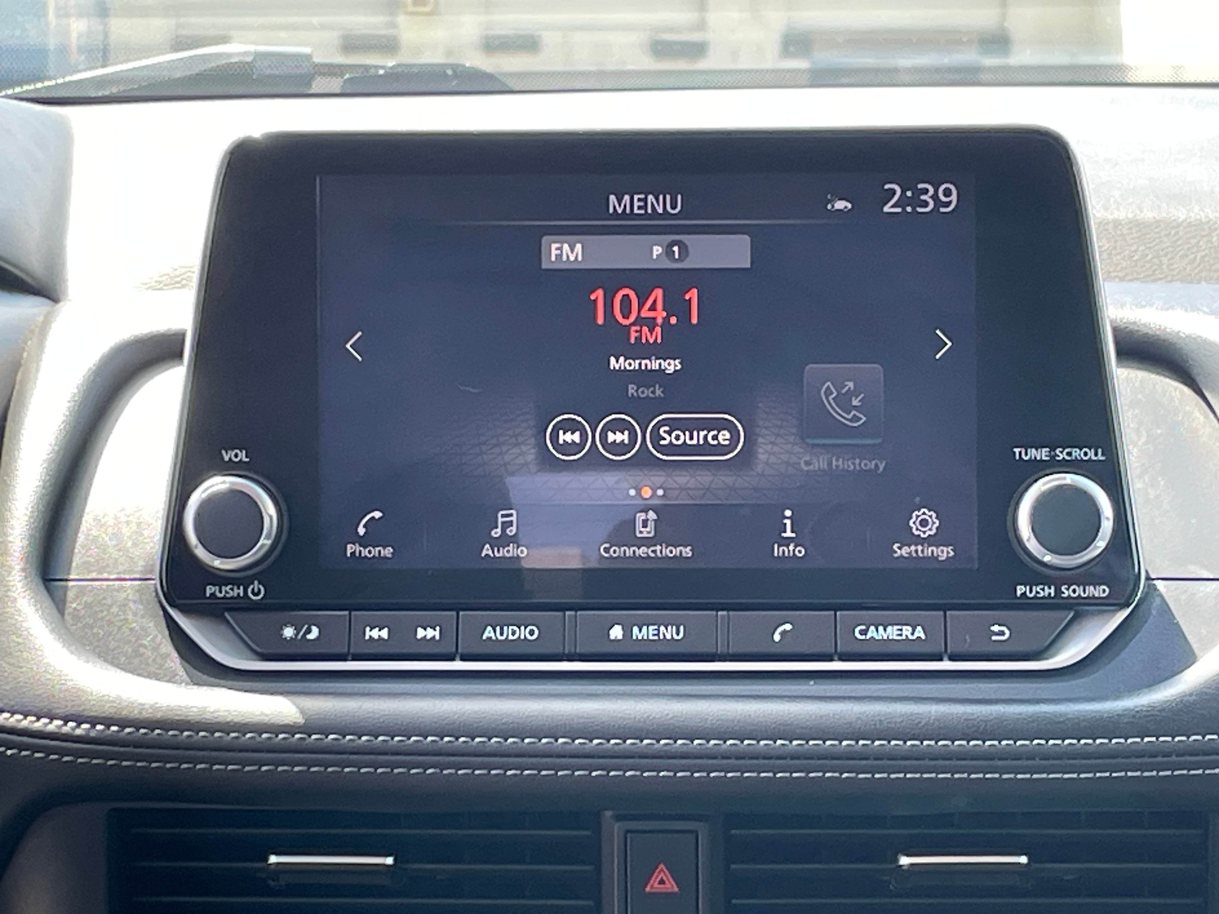 2024 Nissan Rogue SV 4