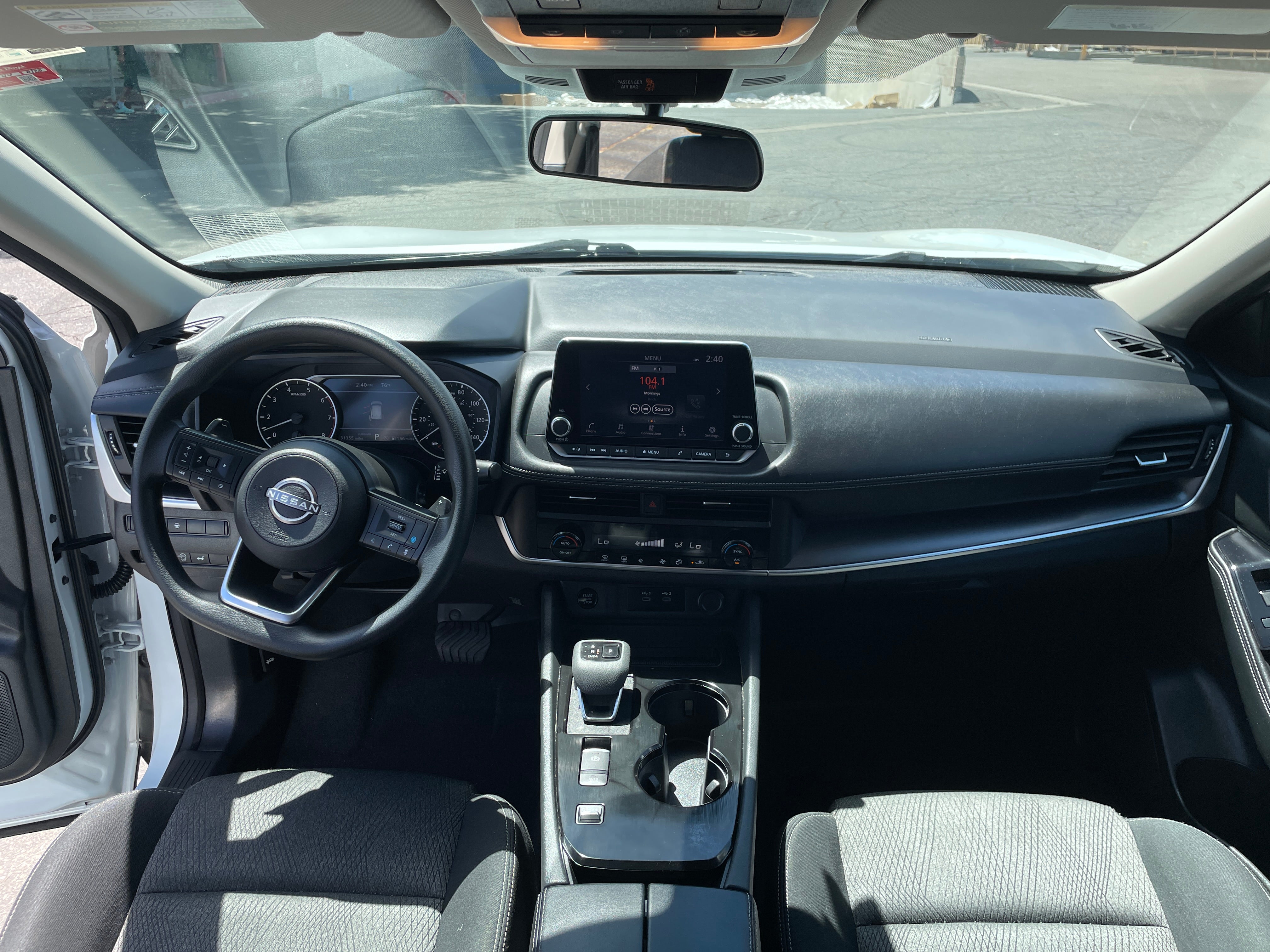 2024 Nissan Rogue SV 3