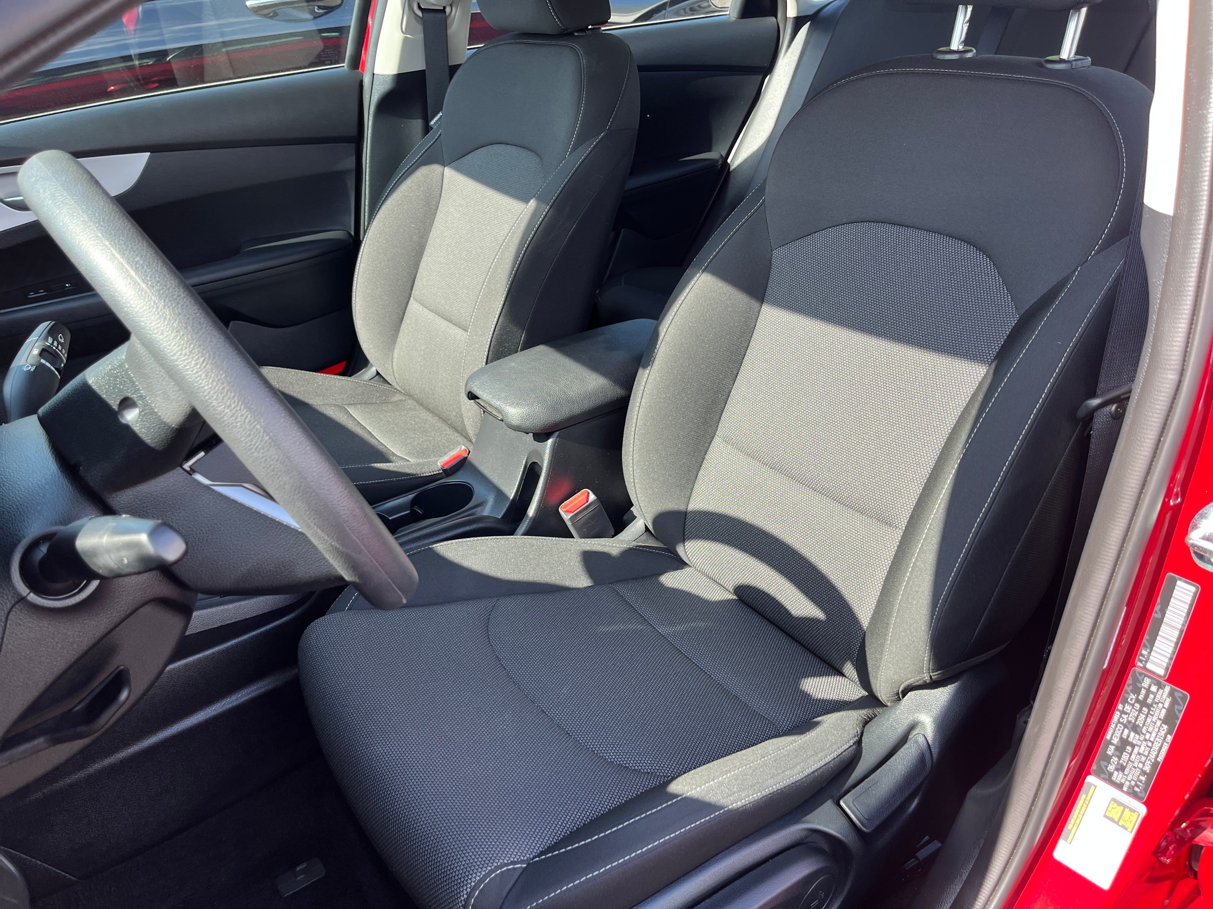 2024 Kia Forte LXS 2