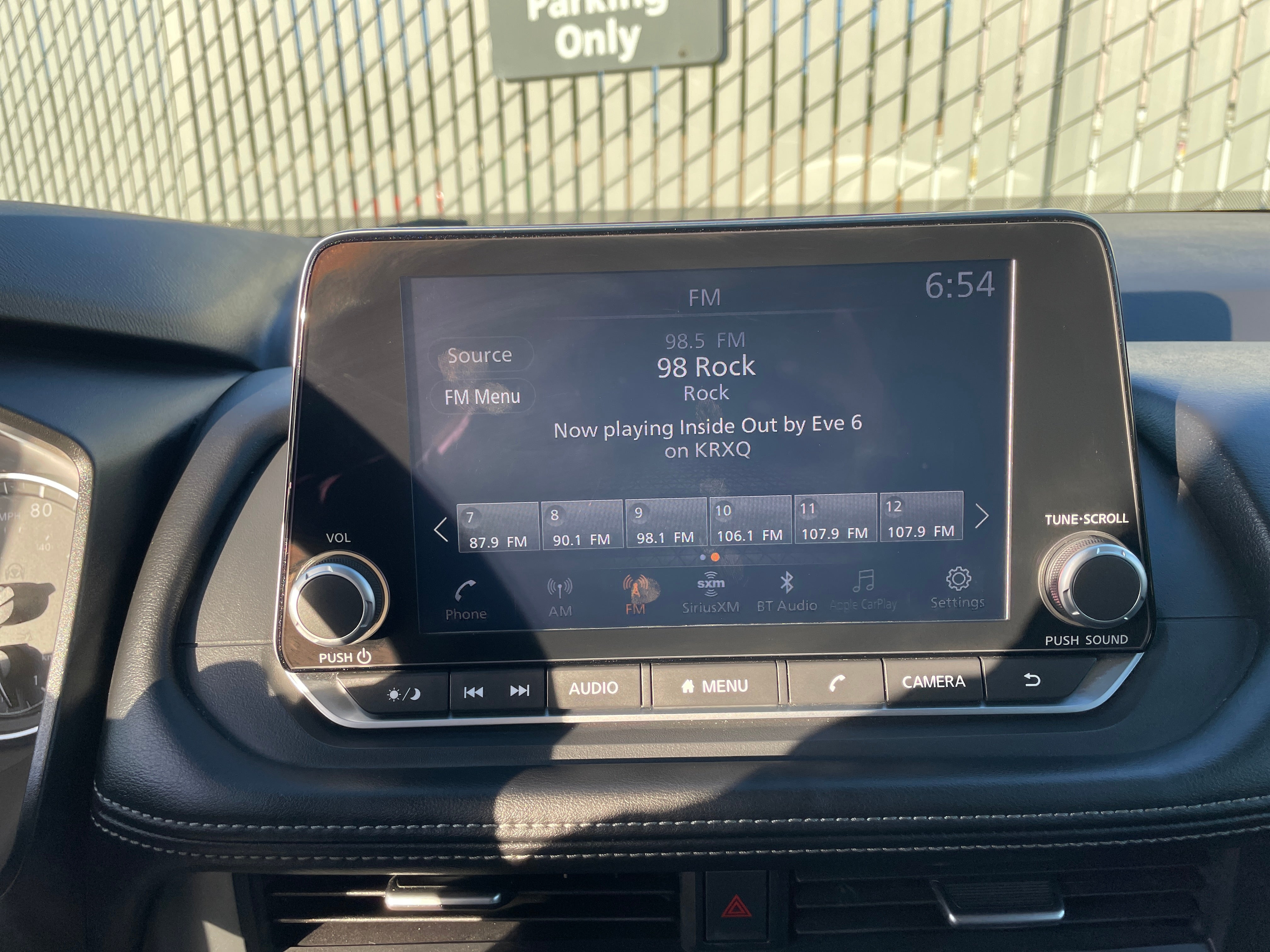 2024 Nissan Rogue SV 4