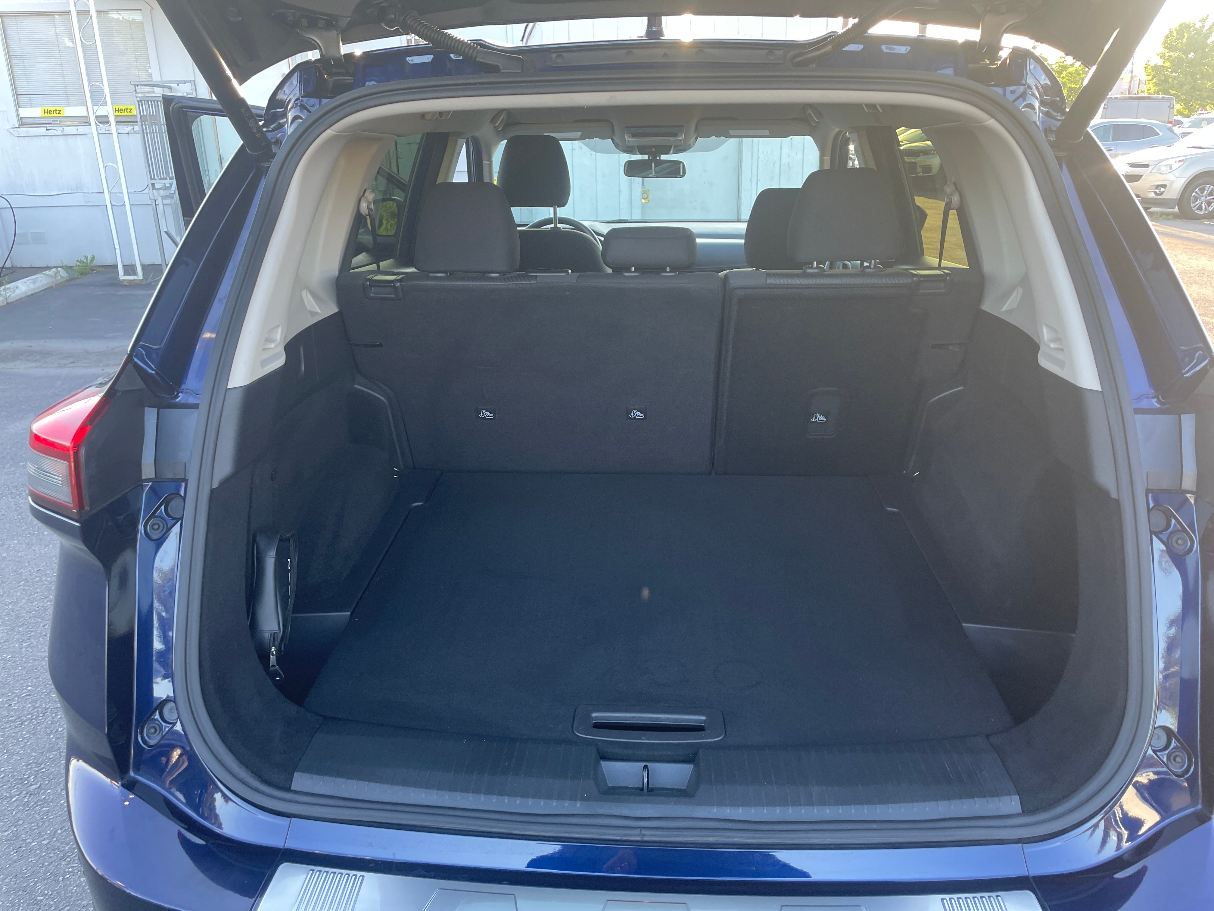 2024 Nissan Rogue SV 6