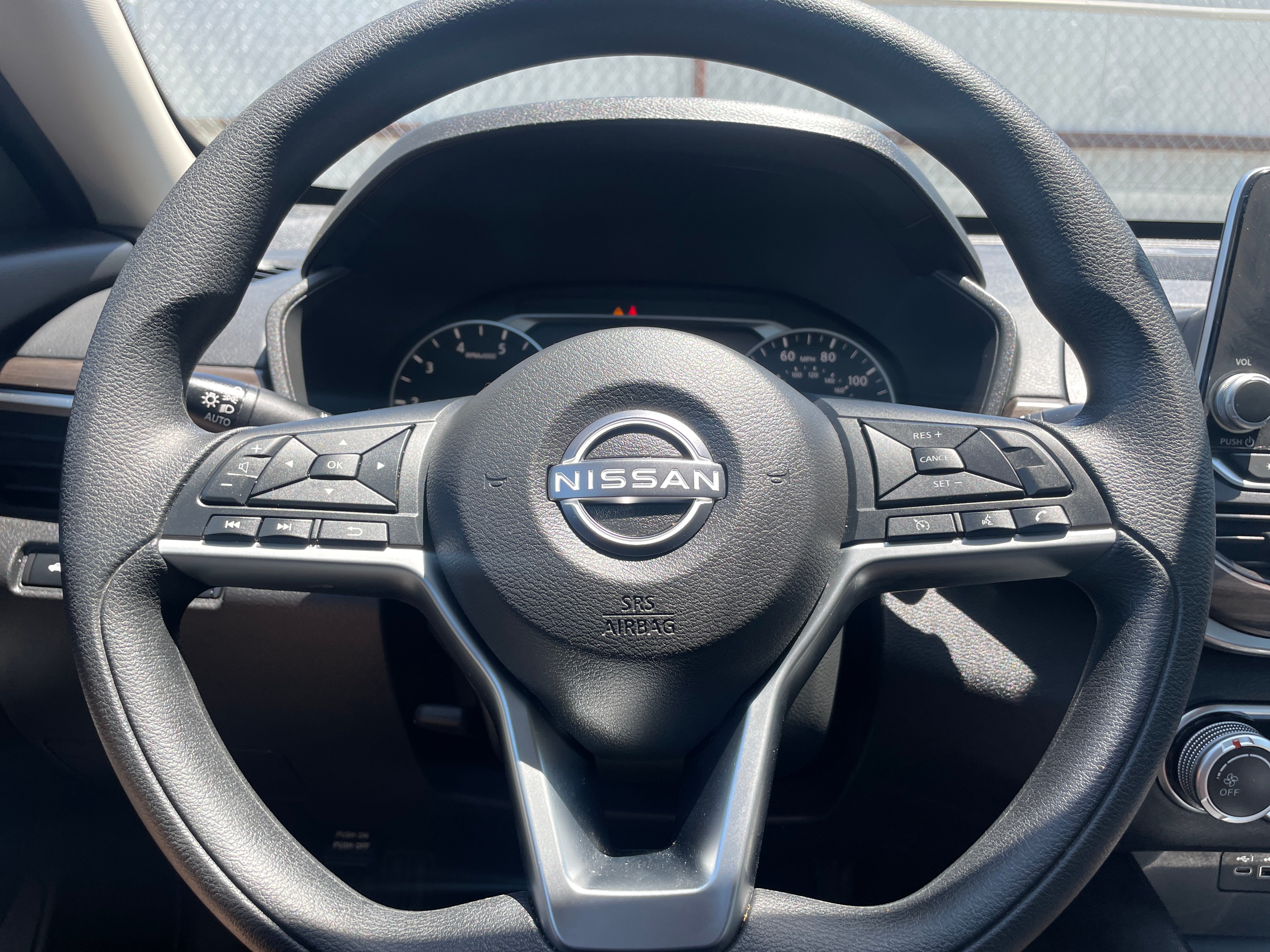 2024 Nissan Altima SV 5