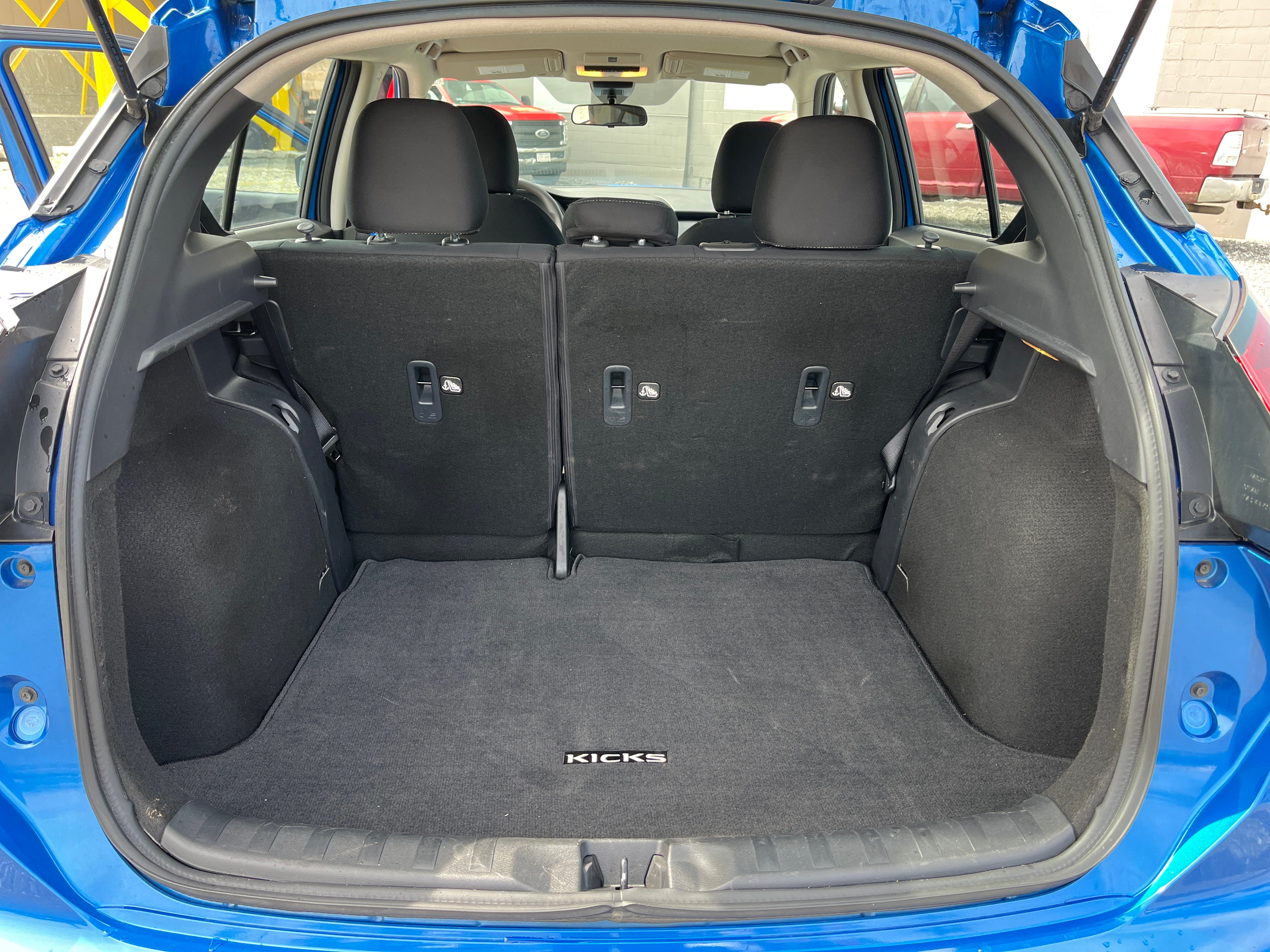 2024 Nissan Kicks SV 6