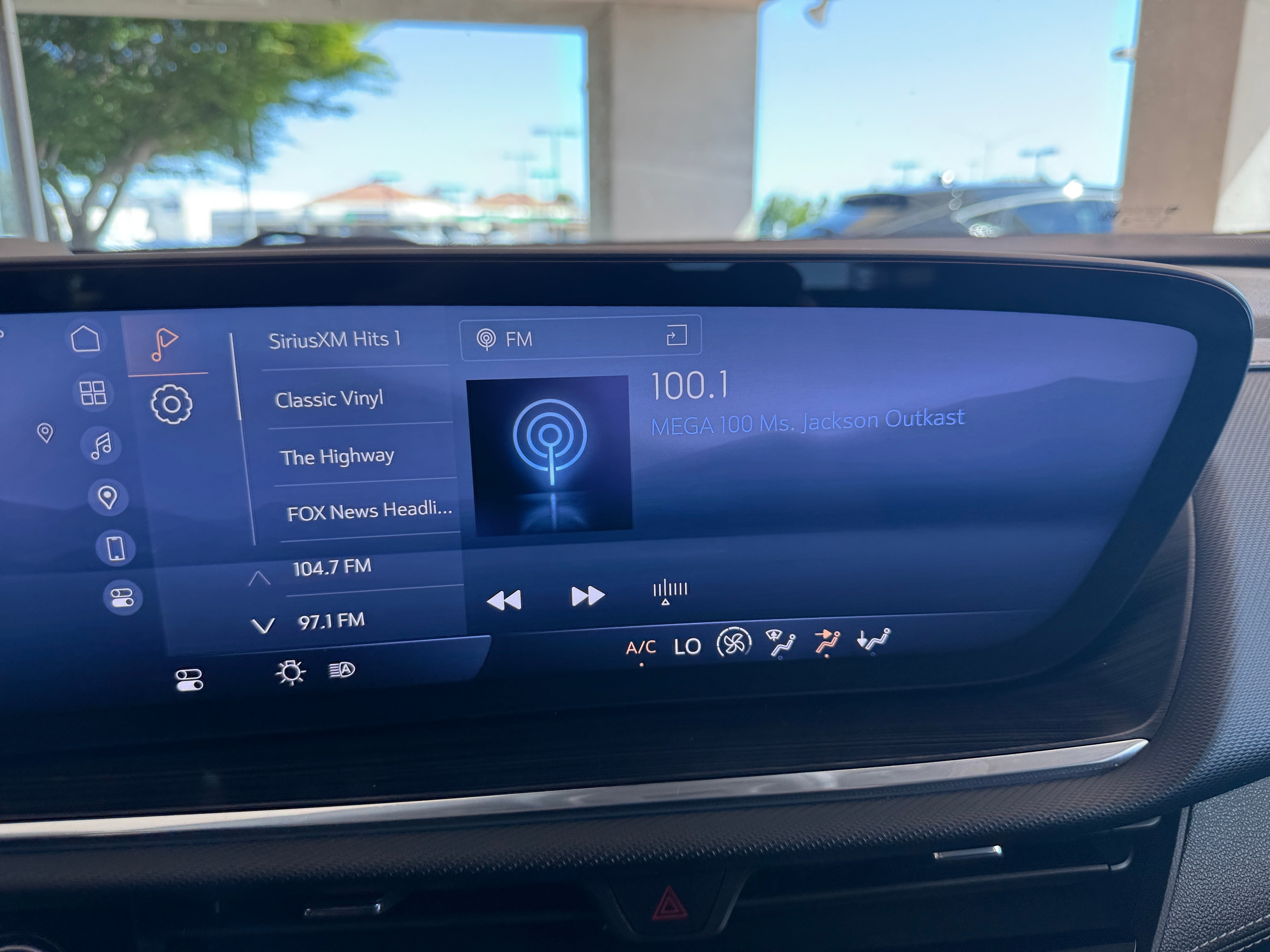 2024 Buick Envision Preferred 4