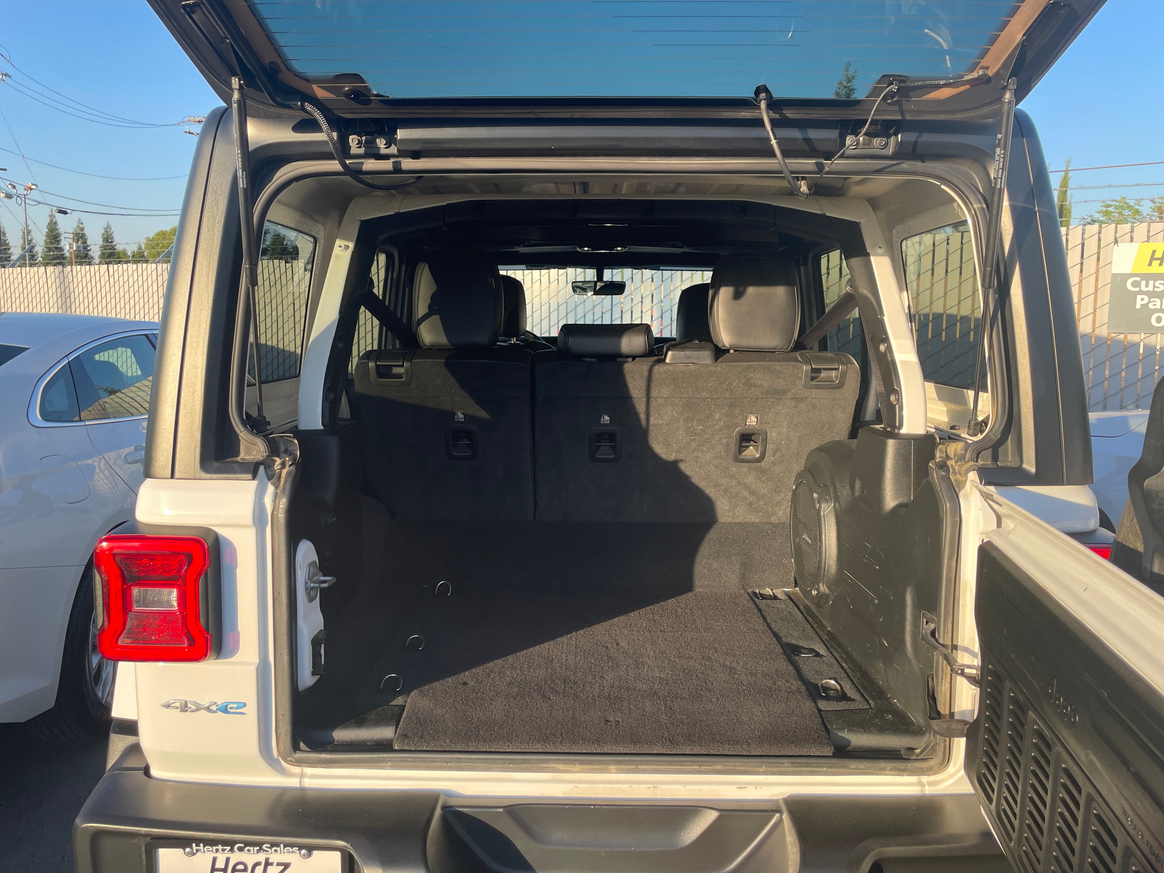 2023 Jeep Wrangler Sahara 4xe 6