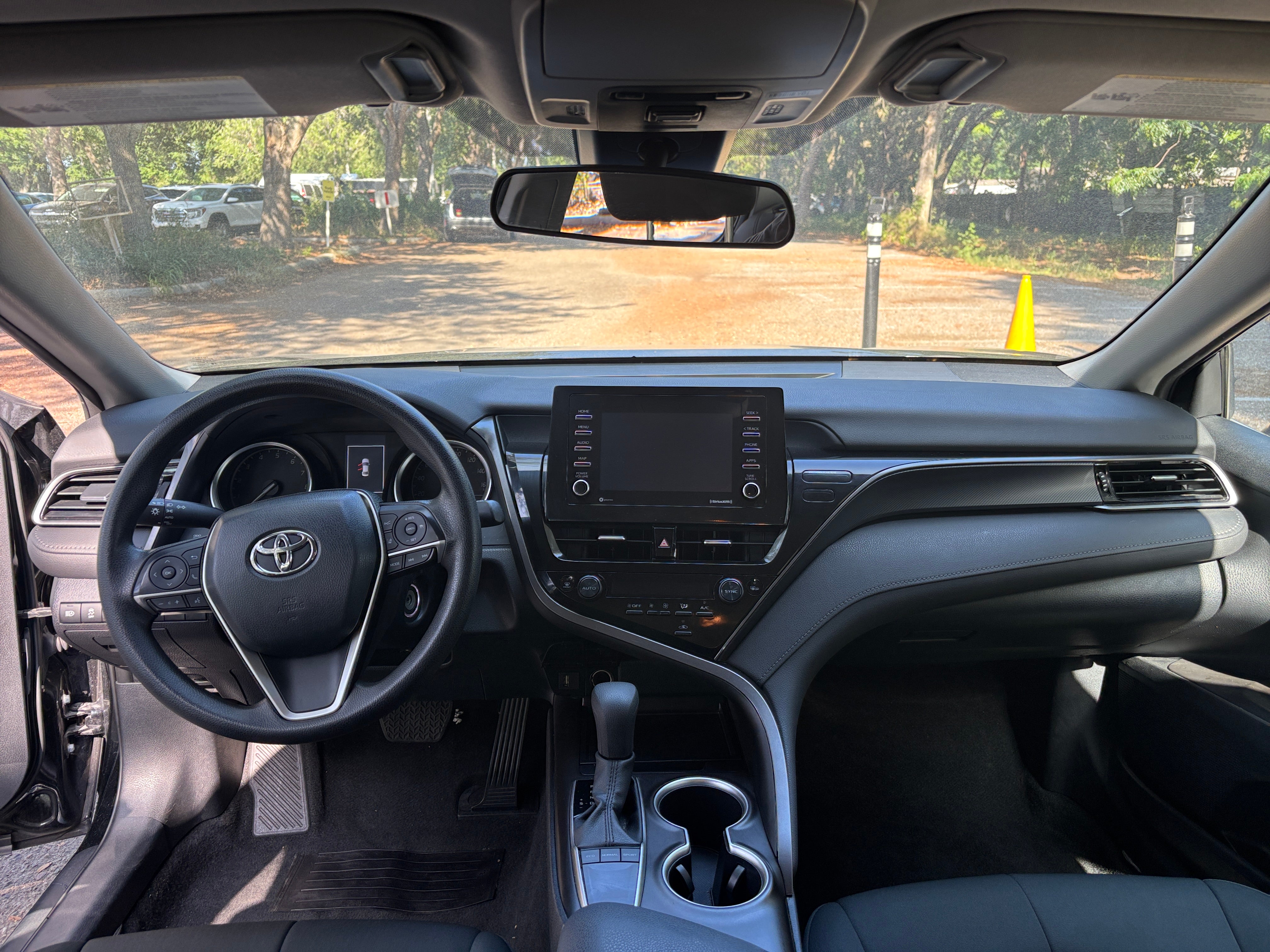 2023 Toyota Camry LE 3