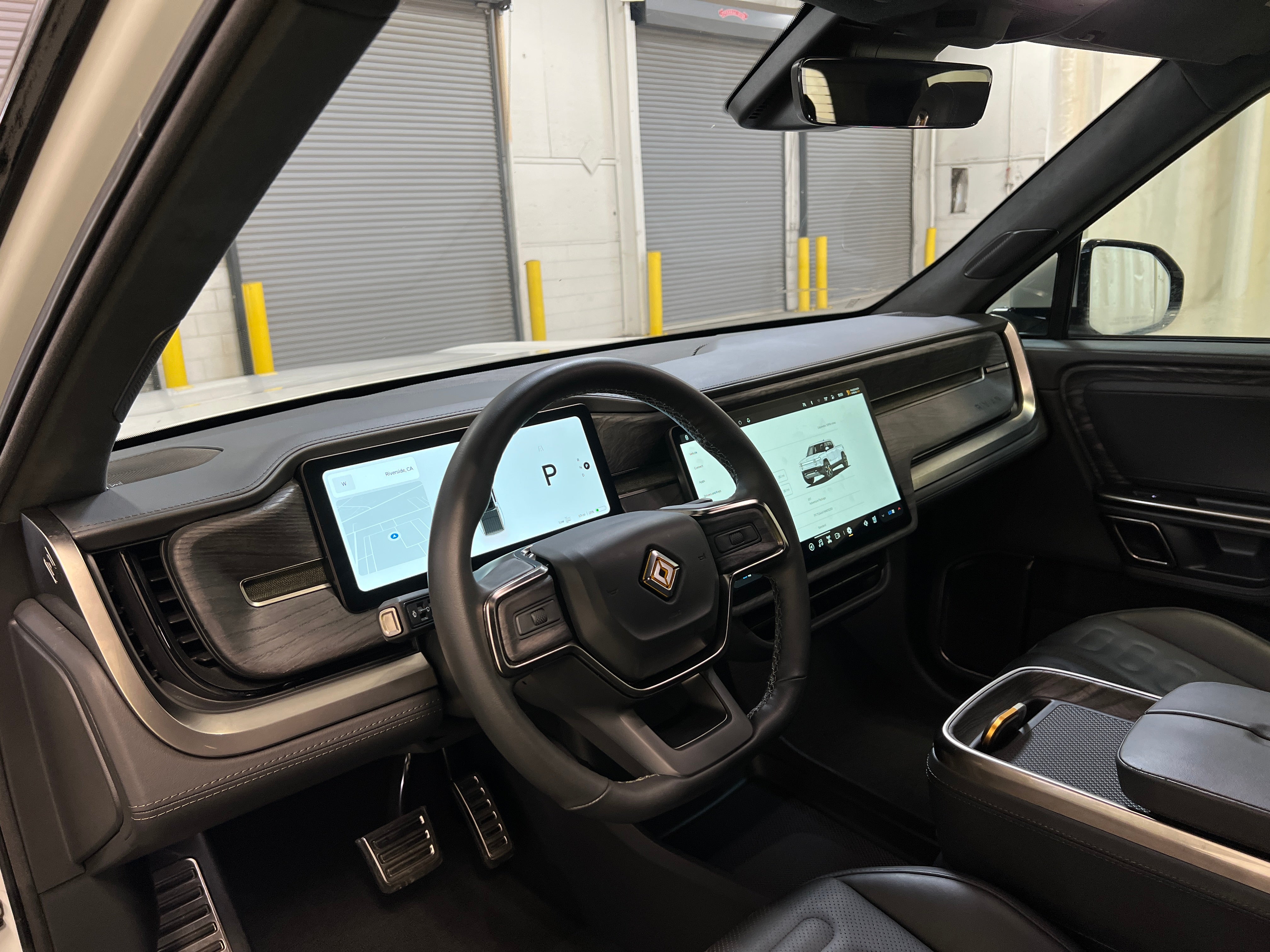 2022 Rivian R1T Adventure 2