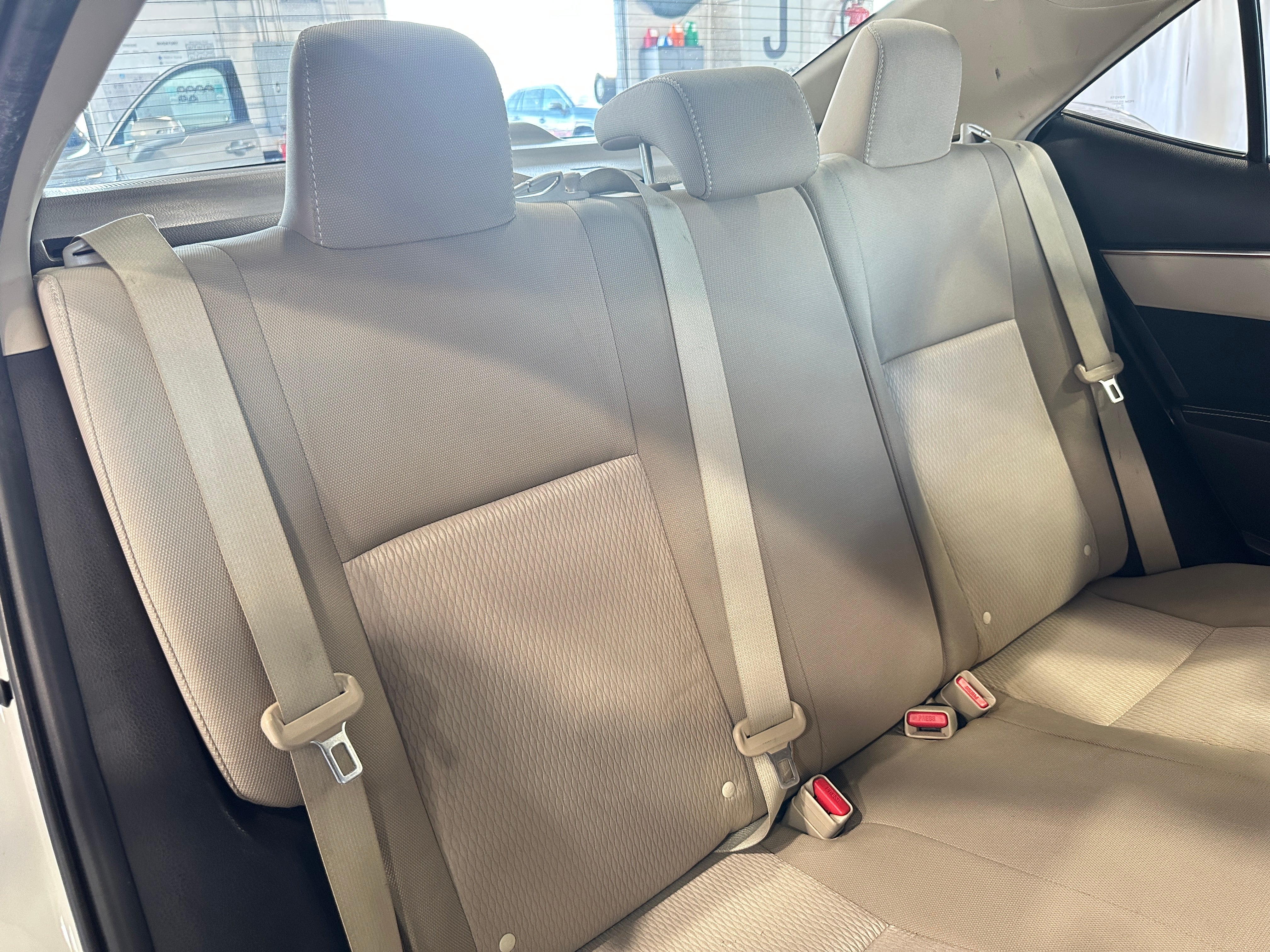 2014 Toyota Corolla LE 6