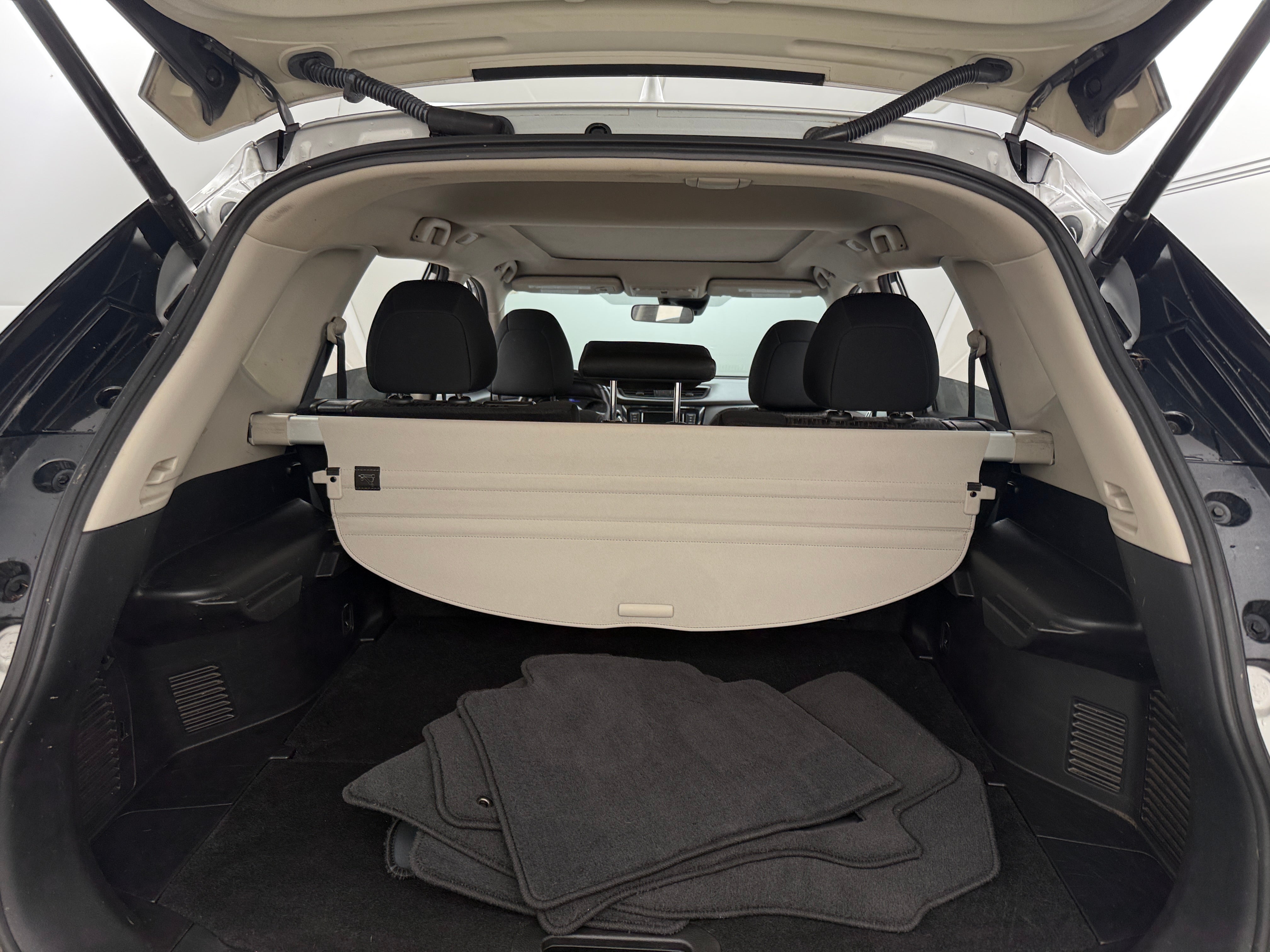 2020 Nissan Rogue SV 7