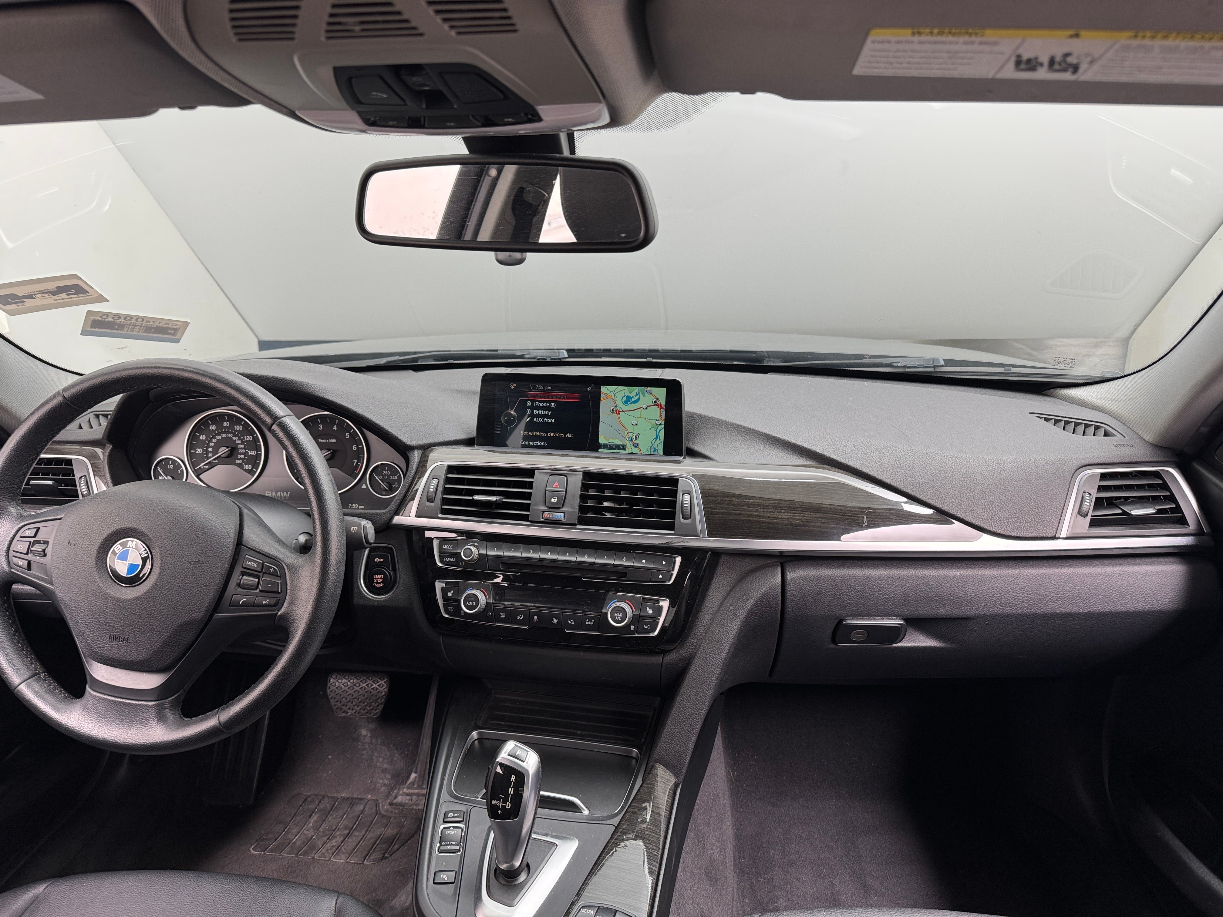 2016 BMW 3 Series 320i xDrive 2