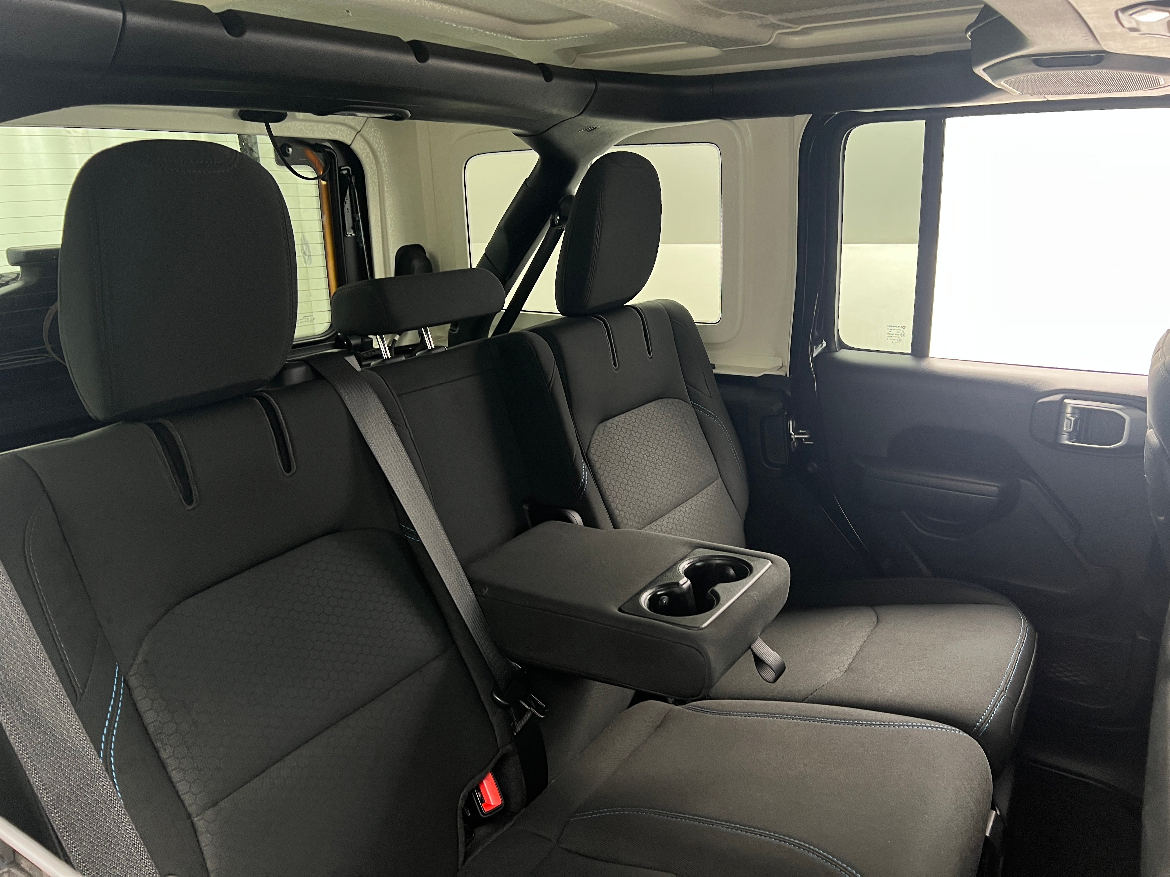 2022 Jeep Wrangler Unlimited Rubicon 4xe 6