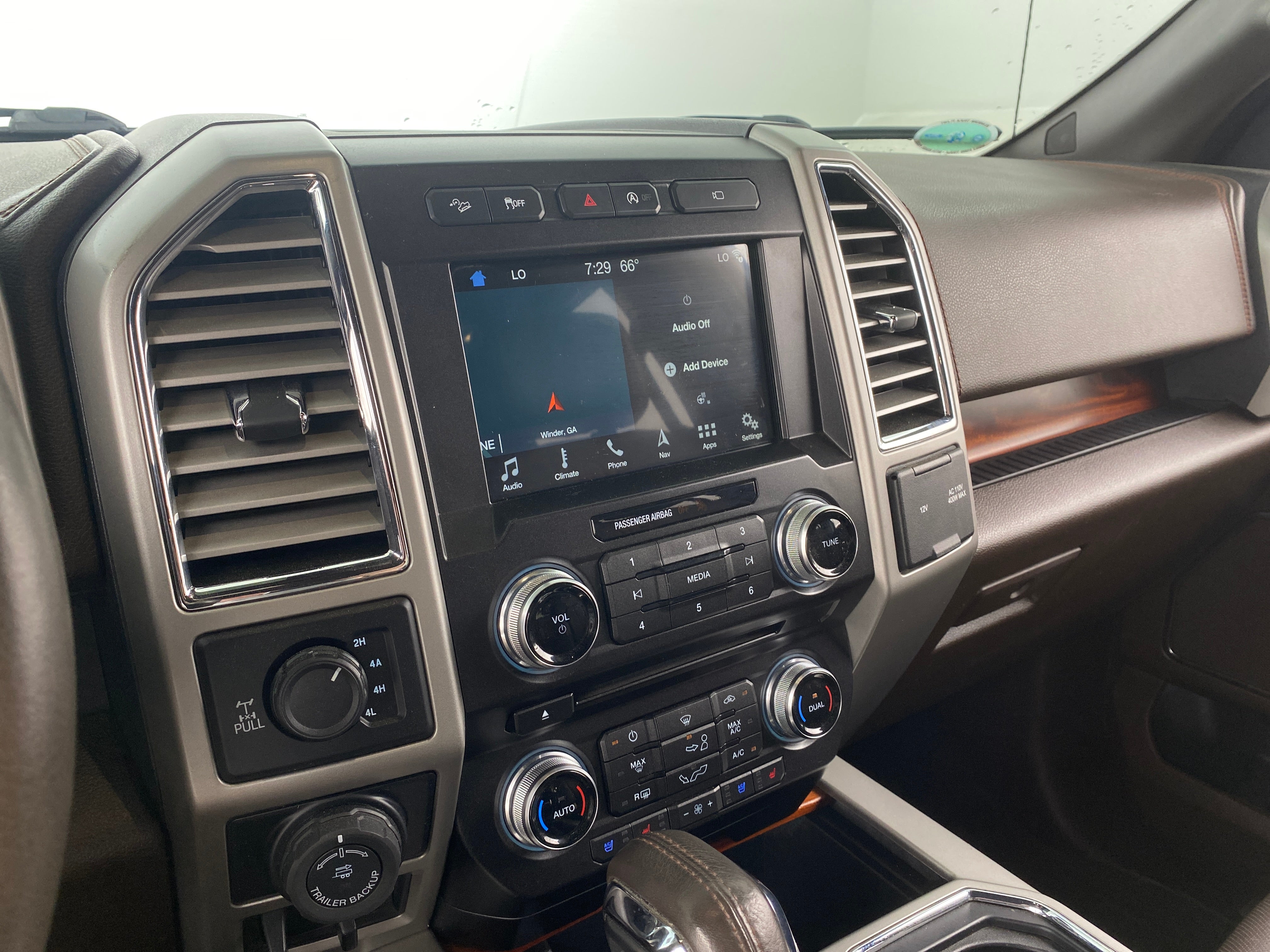 2017 Ford Econoline E-150 4