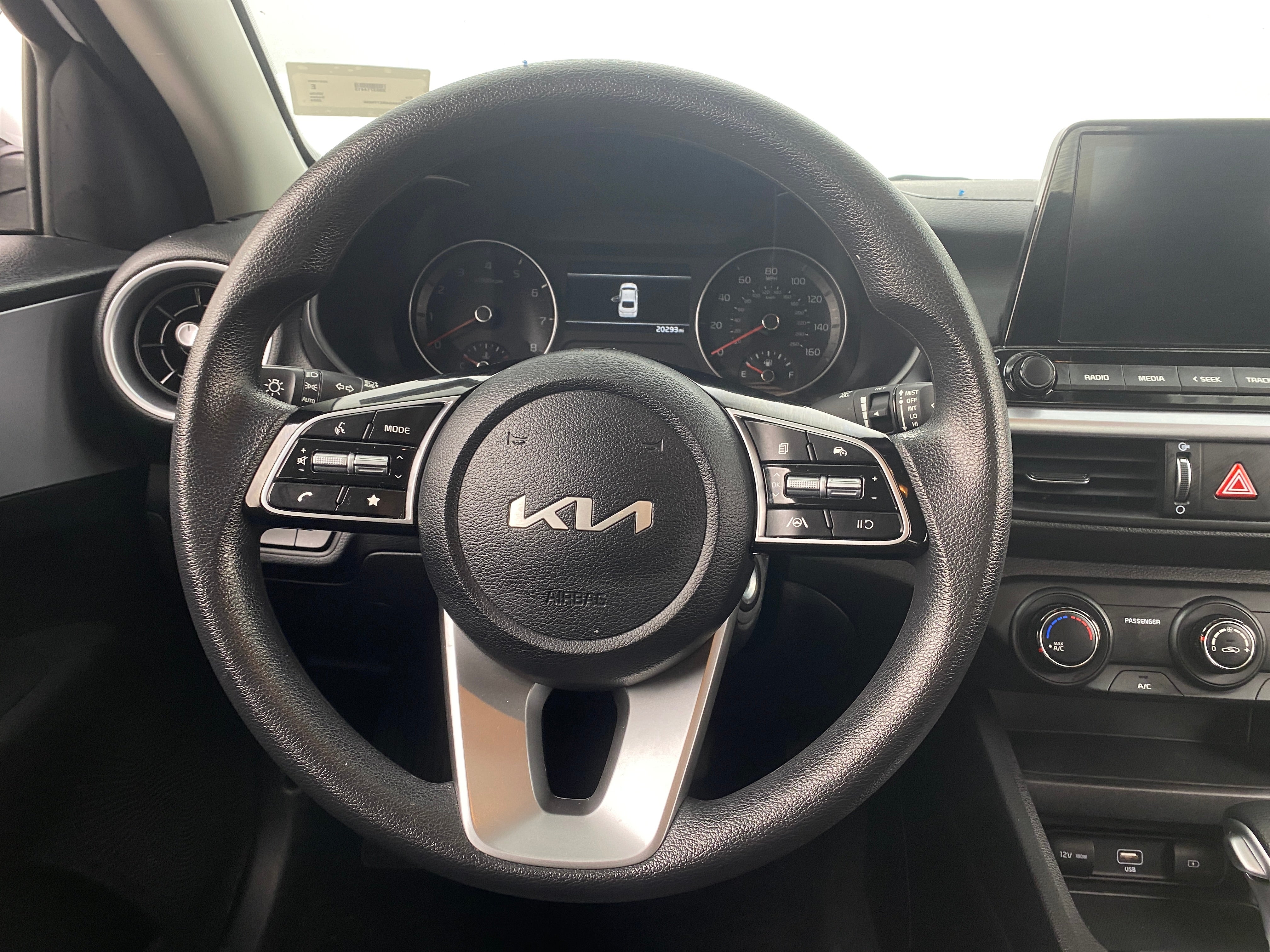2024 Kia Forte LXS 5