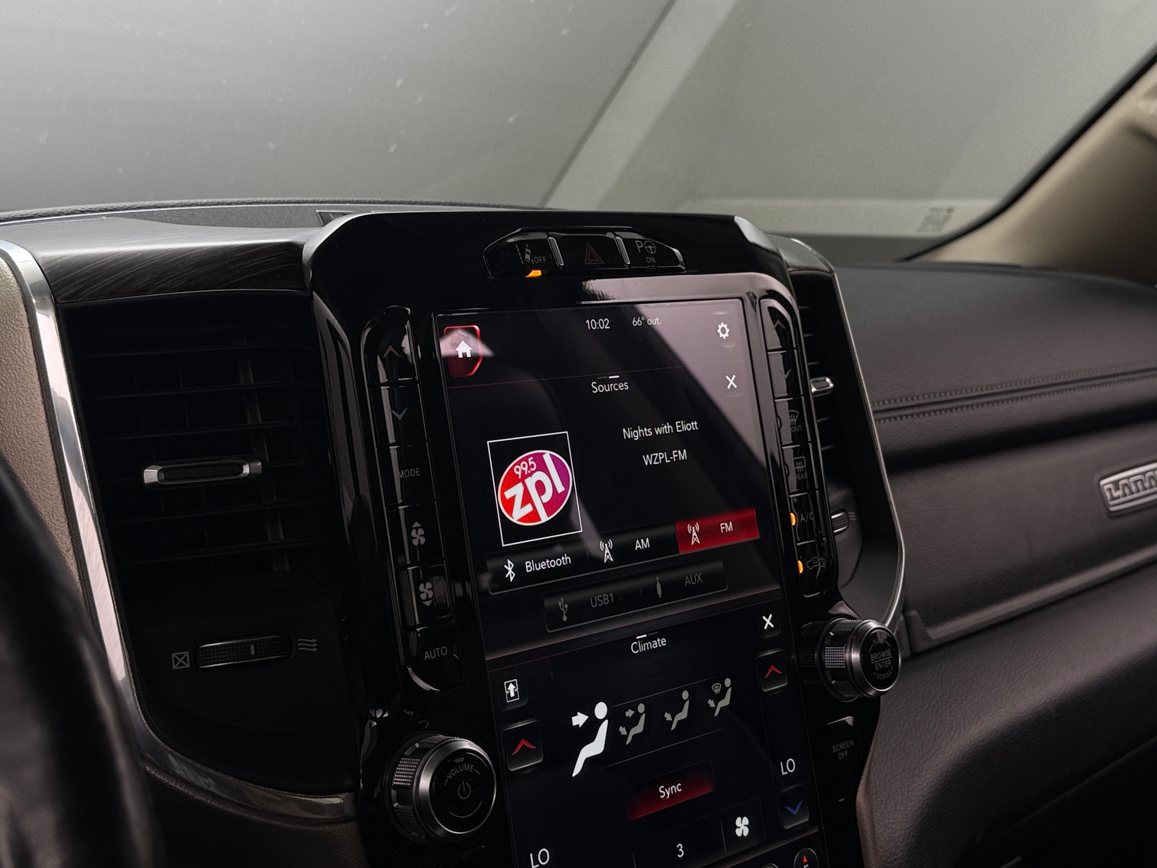 2019 RAM 1500 Laramie 3