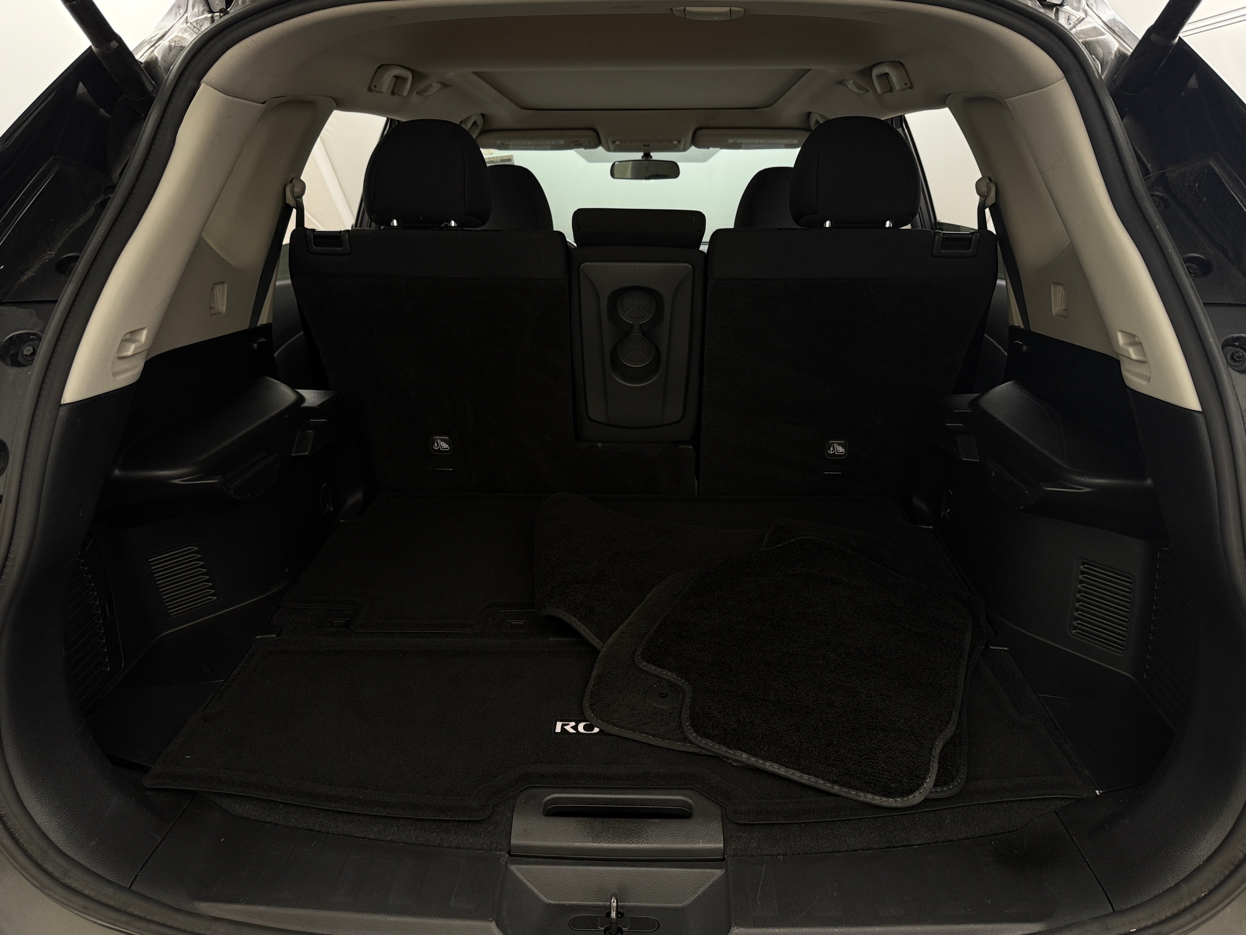 2017 Nissan Rogue SV 7