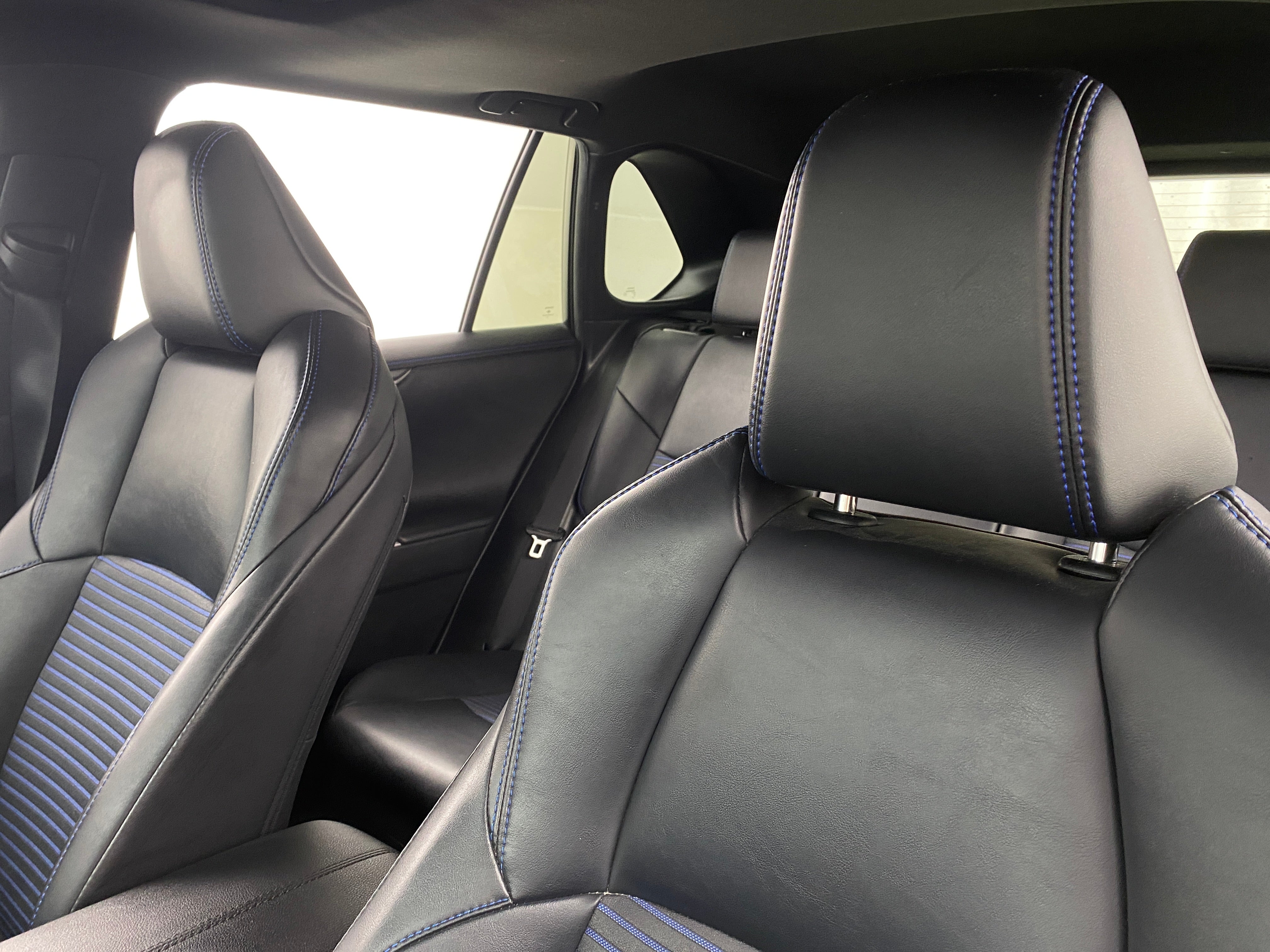 2020 Toyota RAV4 XSE 2