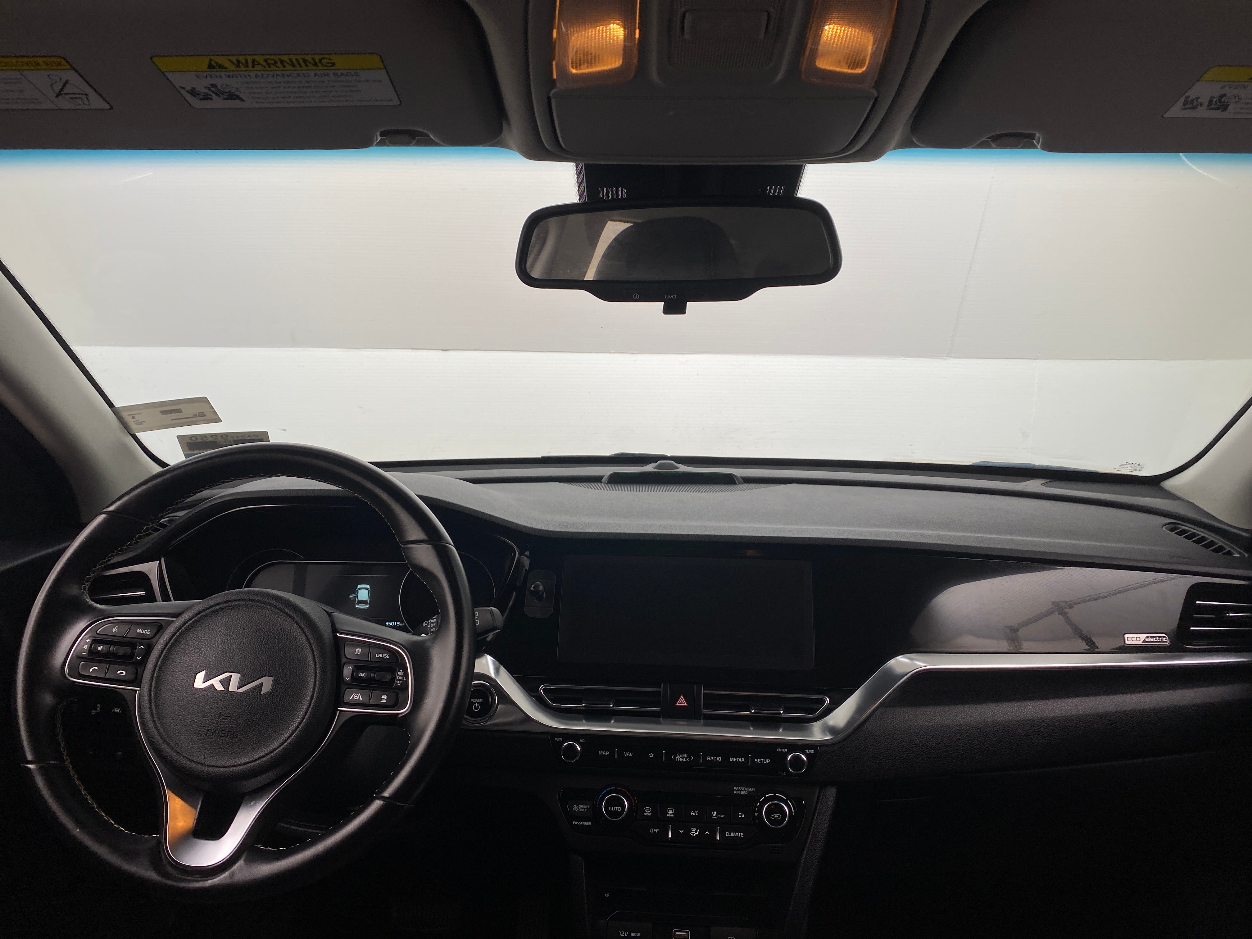 2022 Kia Niro EX 3