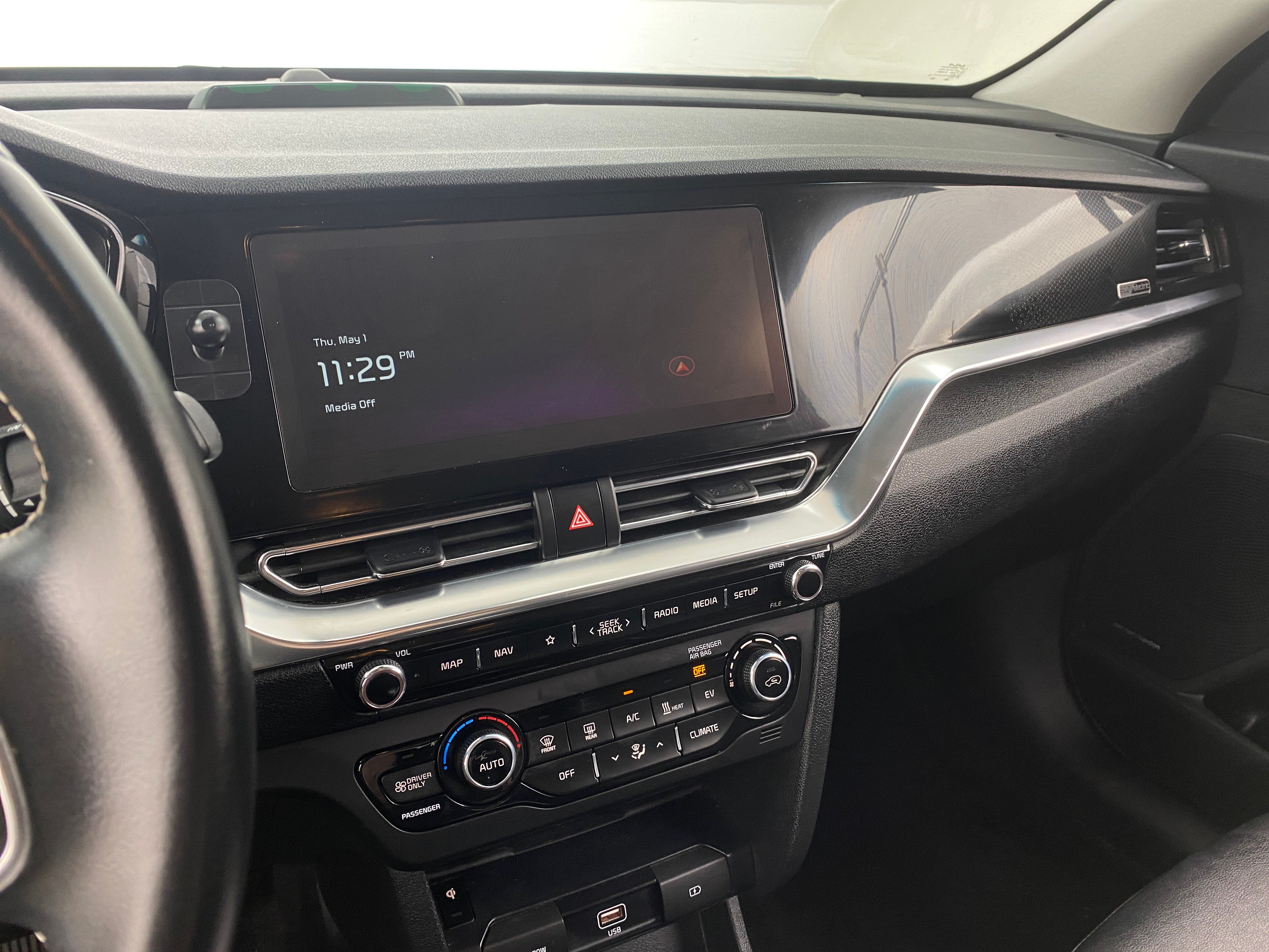 2022 Kia Niro EX 4