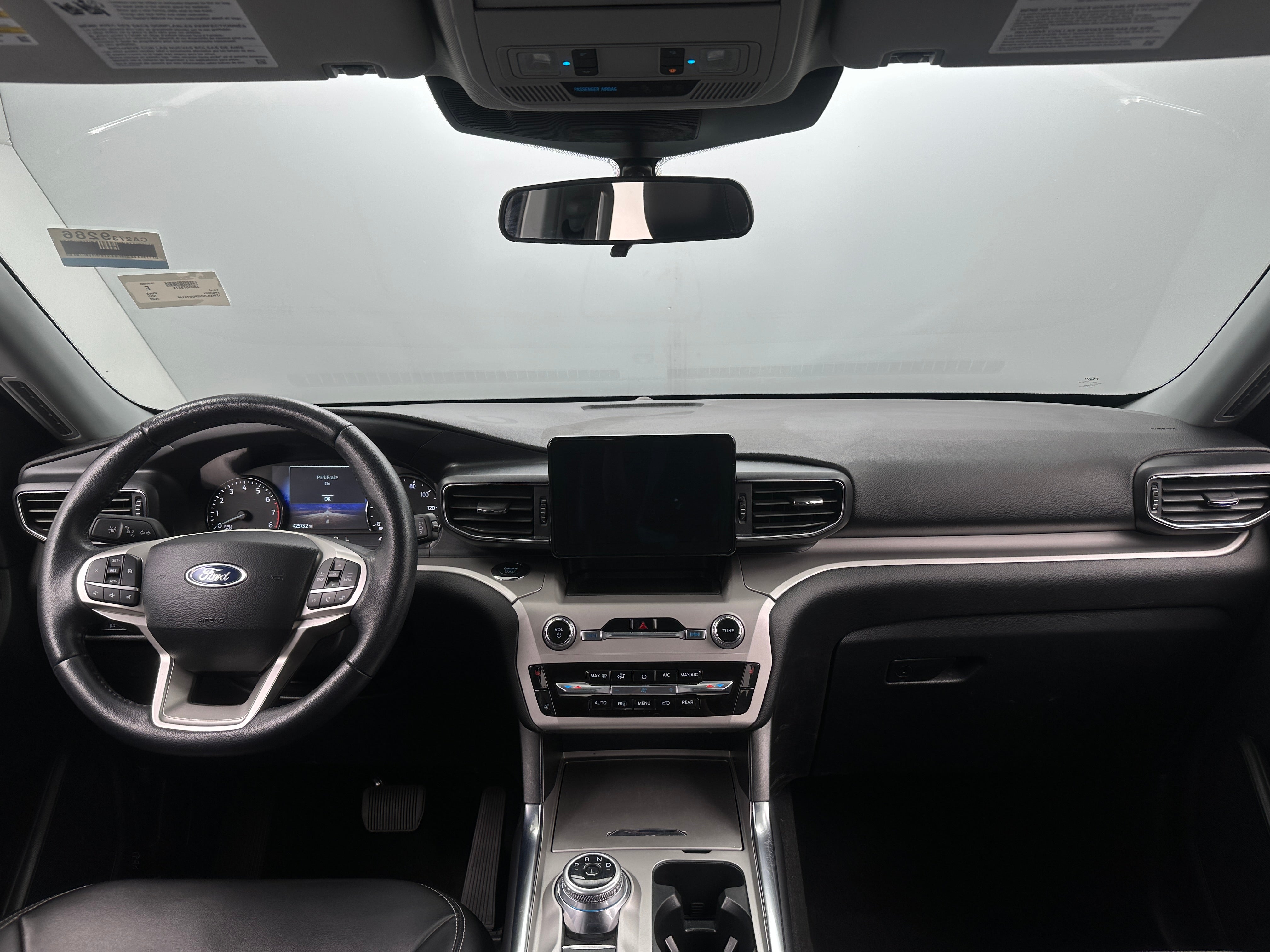 2023 Ford Explorer XLT 3