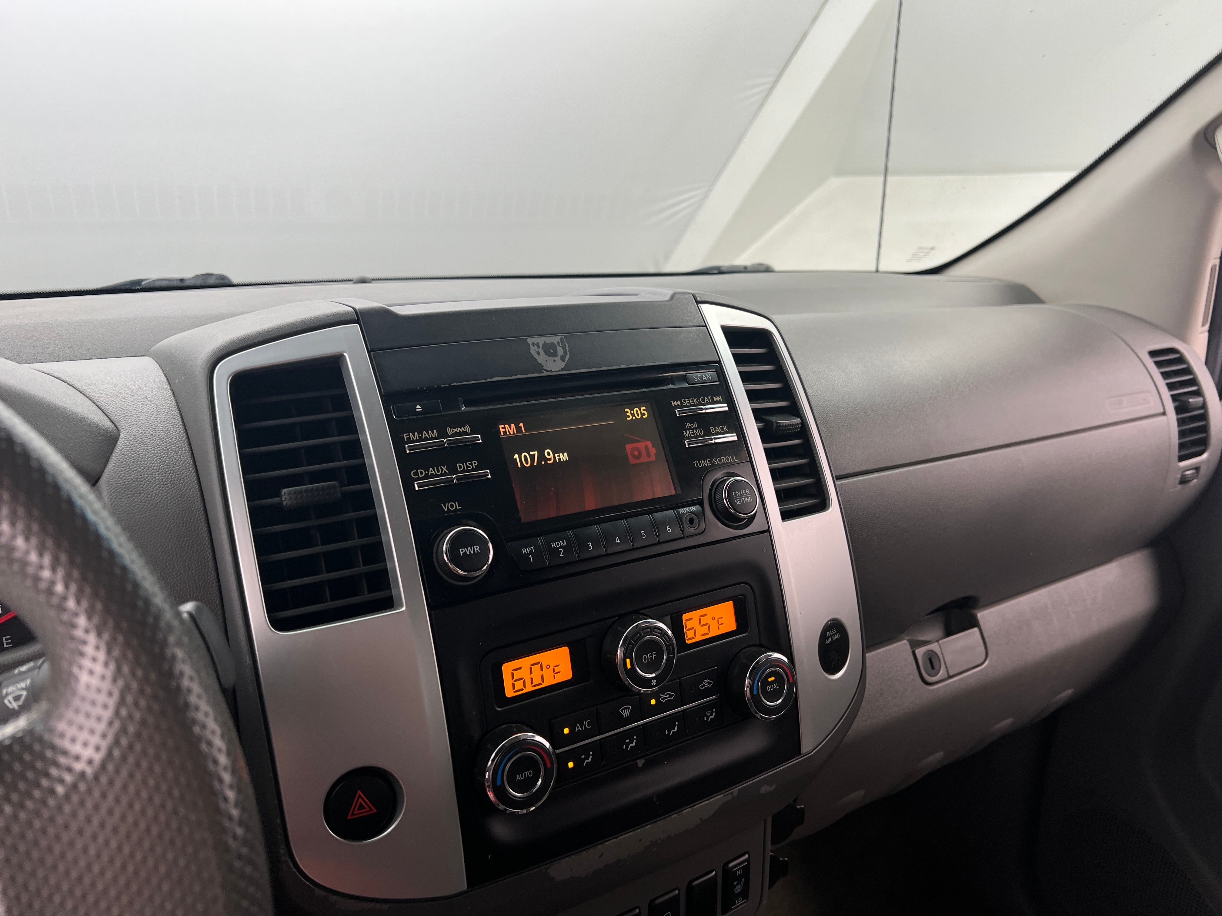 2014 Nissan Frontier SV 4