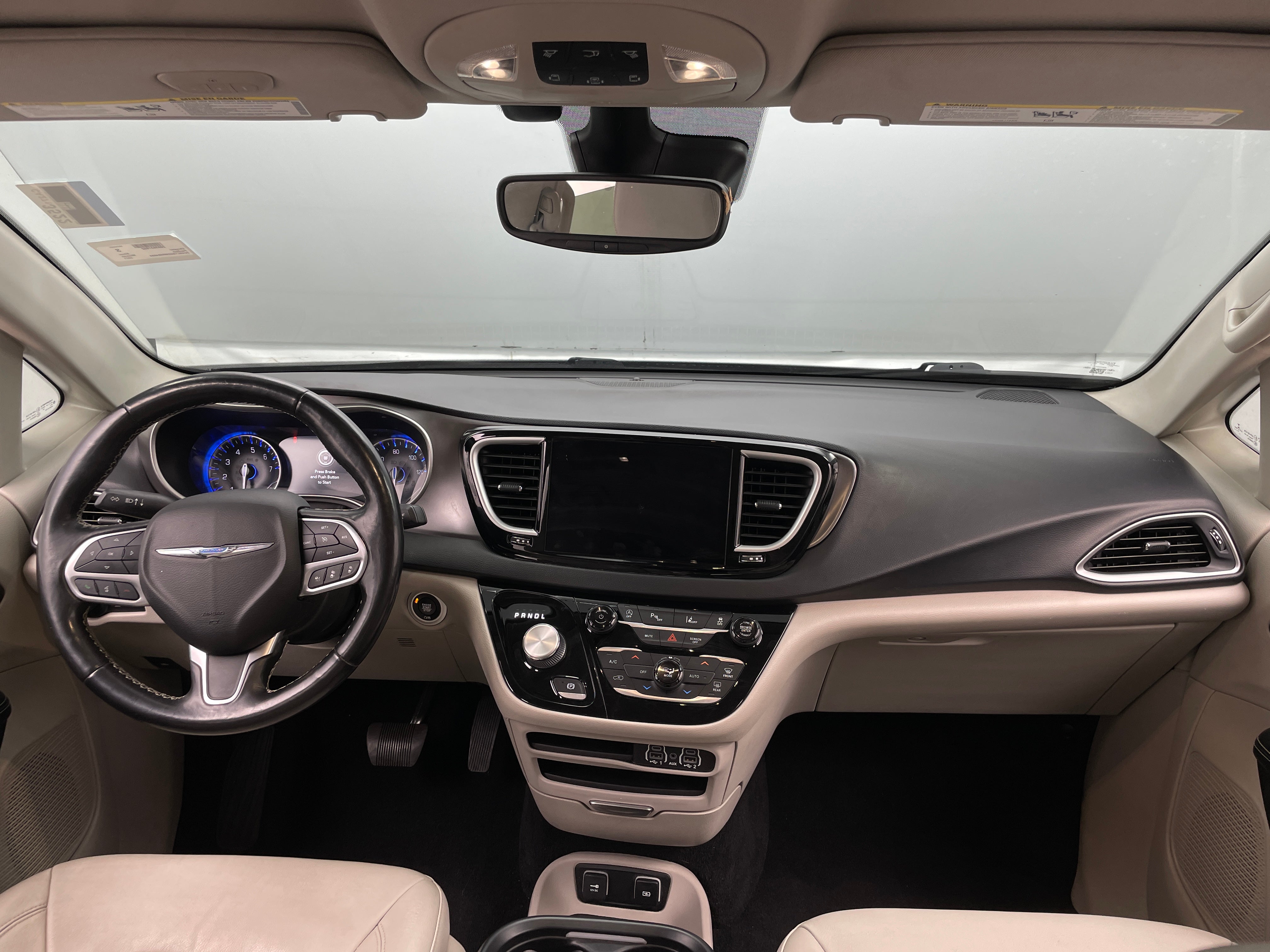 2021 Chrysler Pacifica Touring L 2