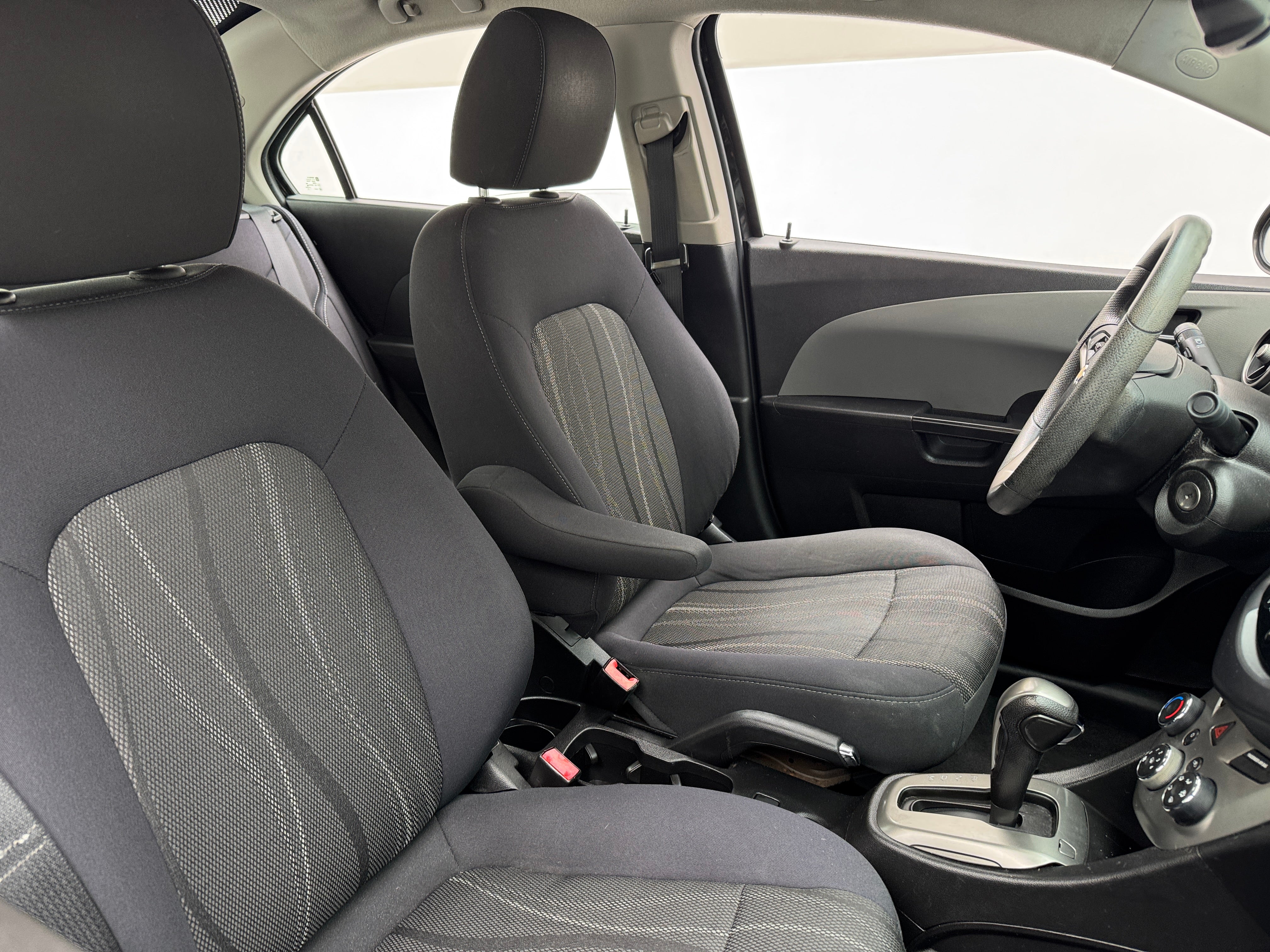 2013 Chevrolet Sonic LT 2