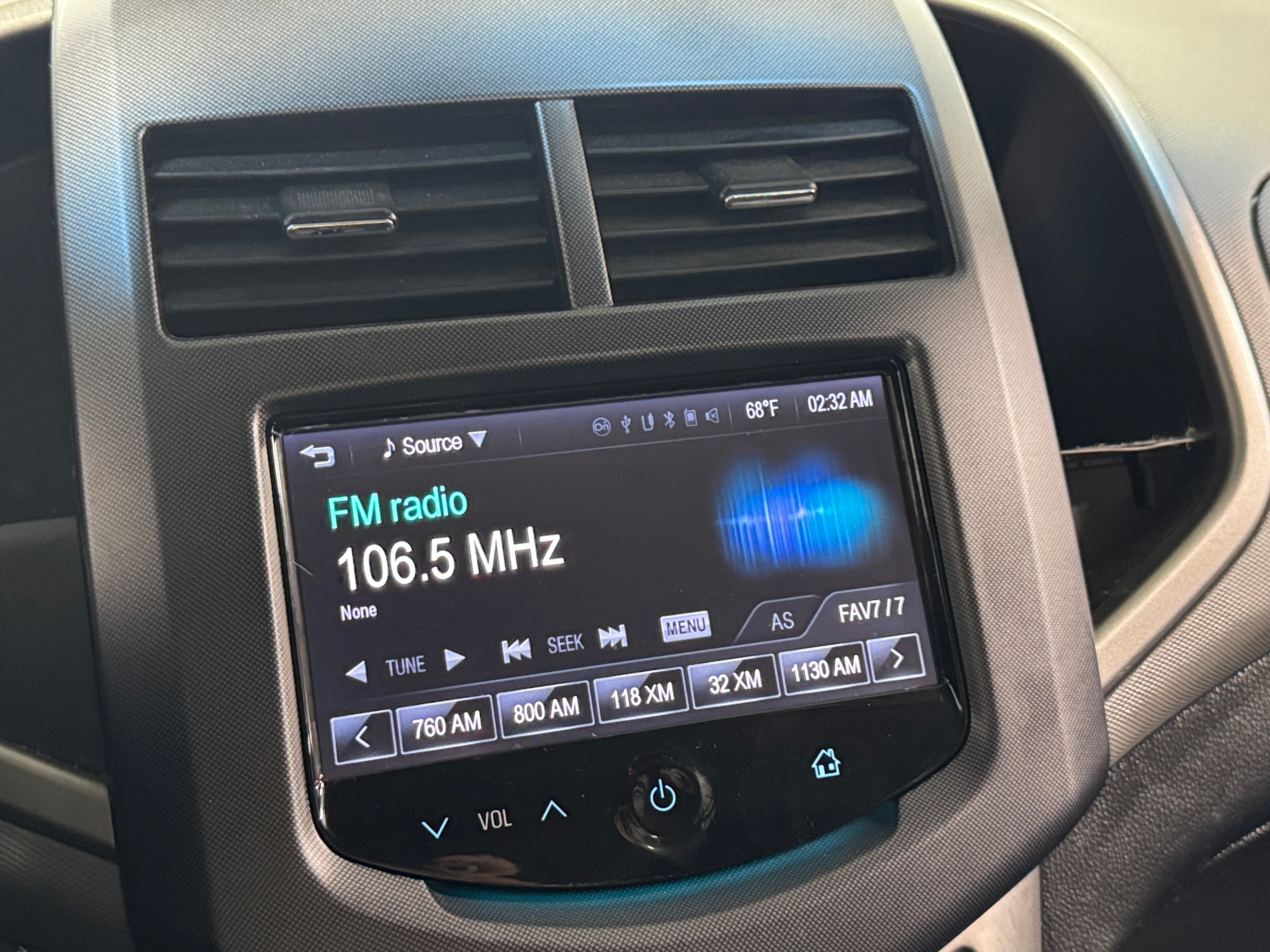 2013 Chevrolet Sonic LT 4