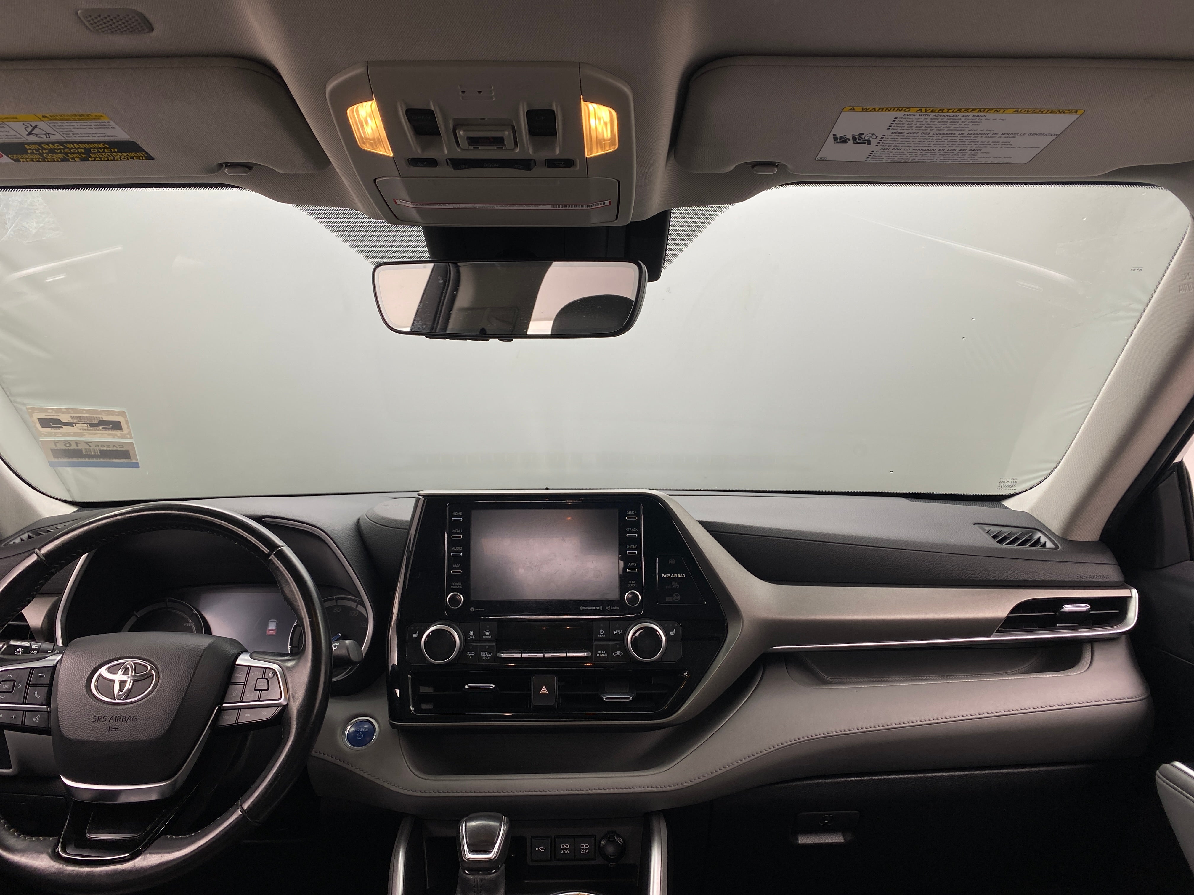 2021 Toyota Highlander XLE 2