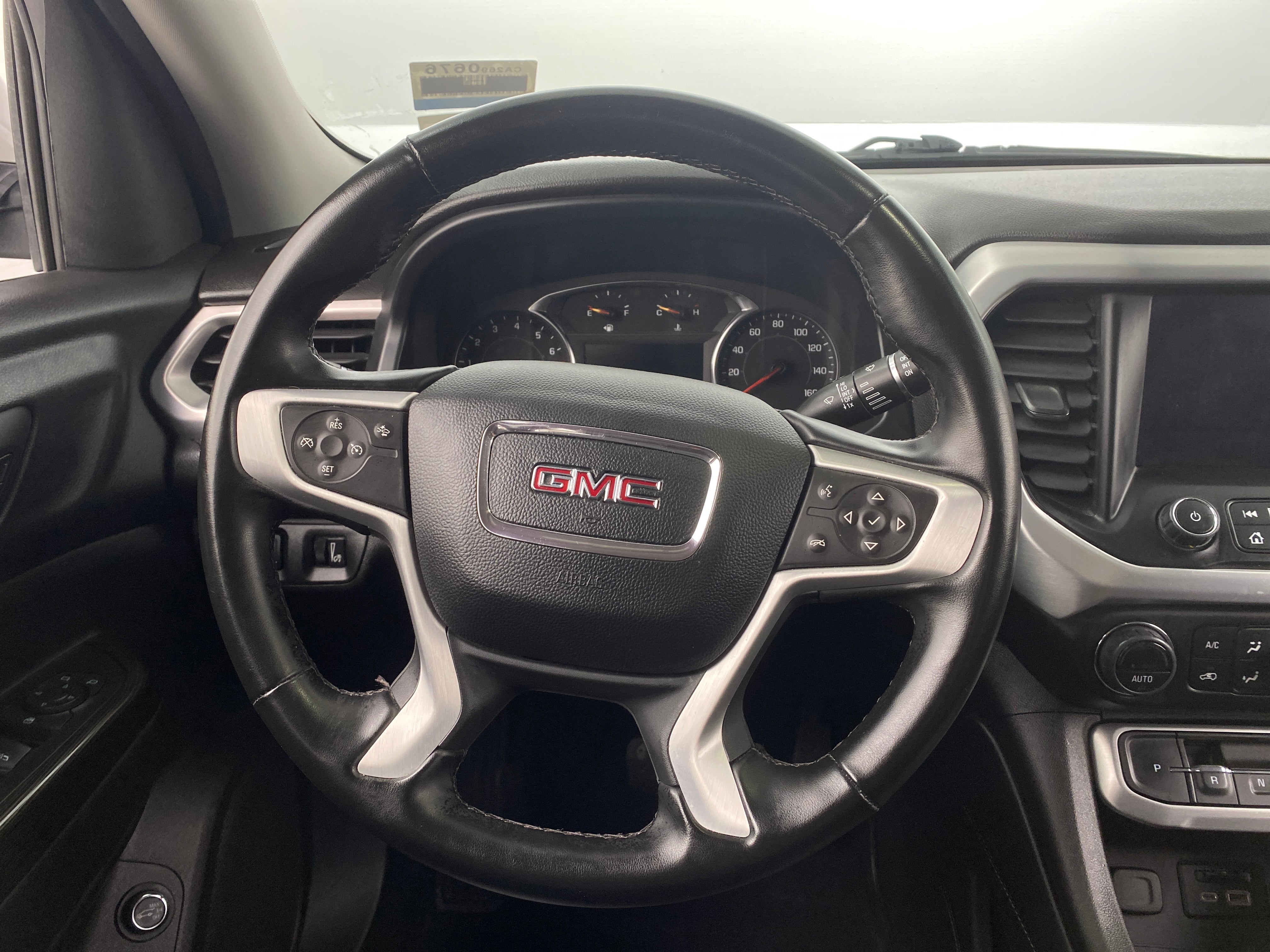 2023 GMC Acadia SLT 4
